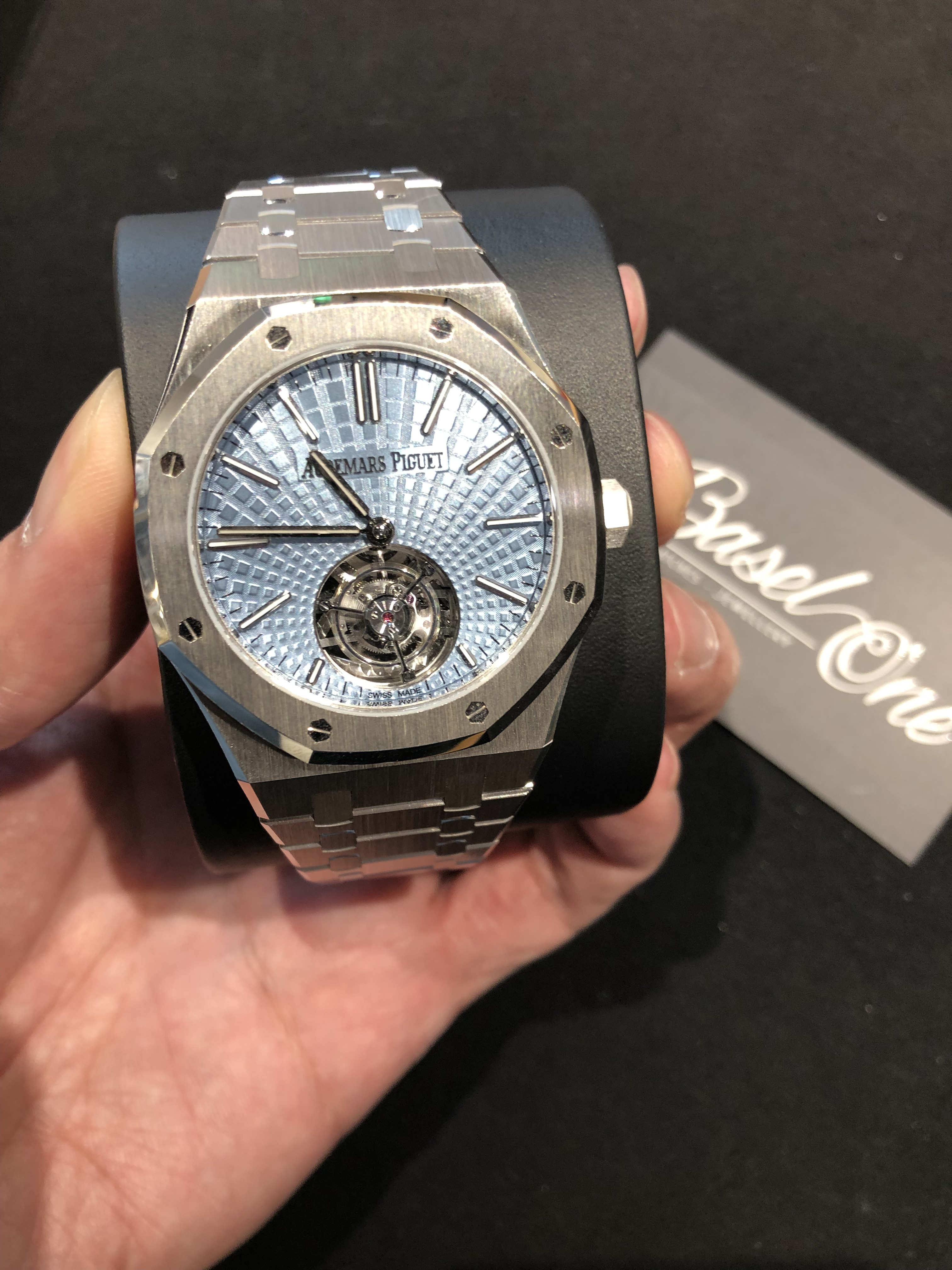 AUDEMARS PIGUET 26530PT BLUE PLATINUM FLYING TOURBILLON