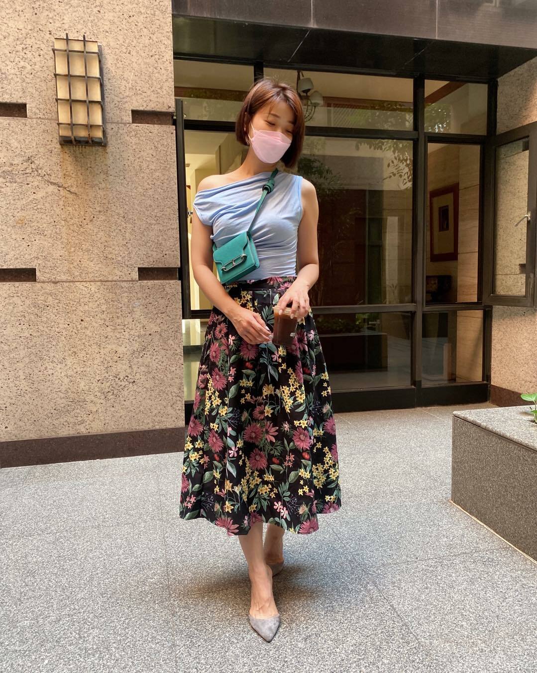 水絨蕾絲上衣+花卉印花裙 (可單買)