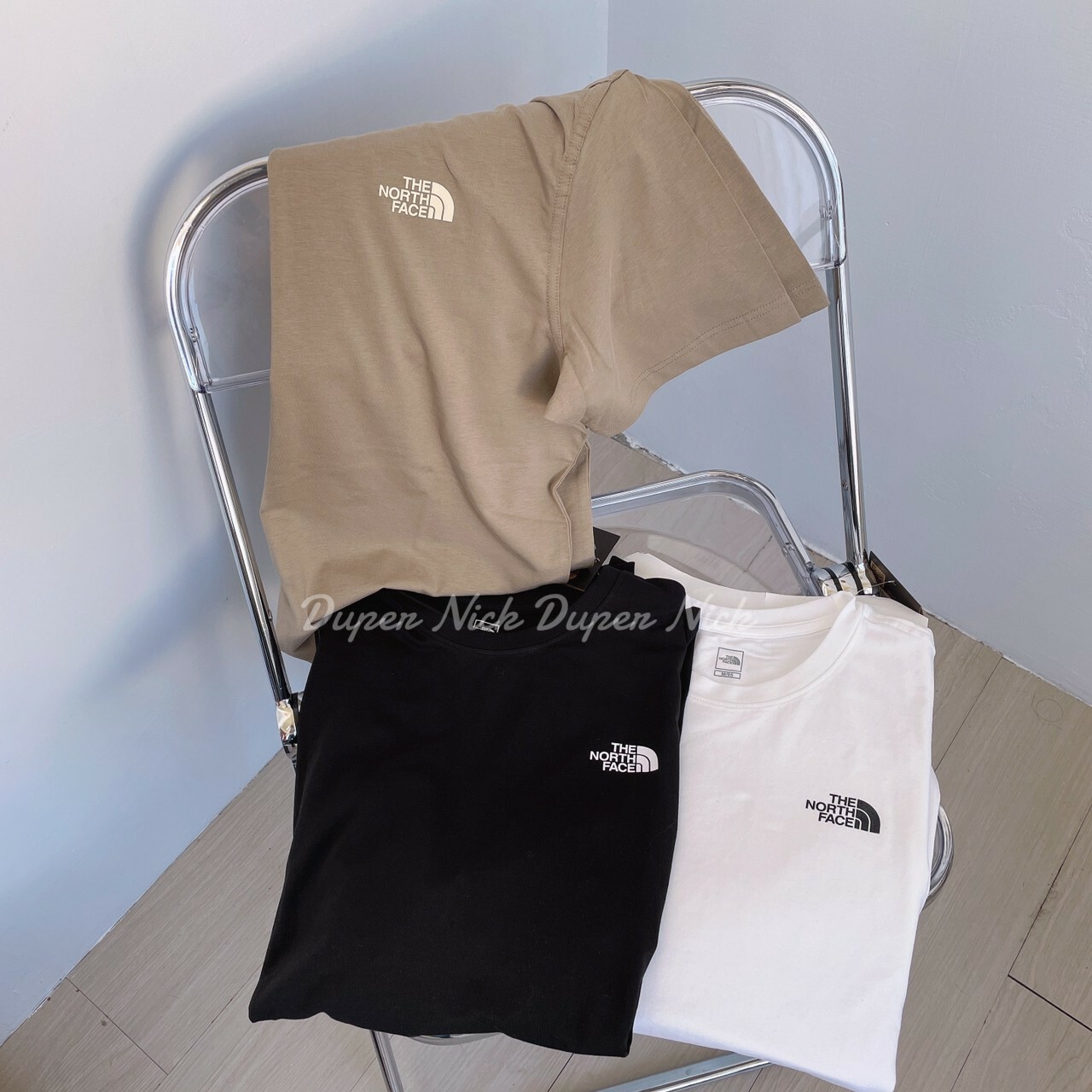 現貨 韓國 THE NORTH FACE 前後 小LOGO 短T 黑色/白色/奶茶