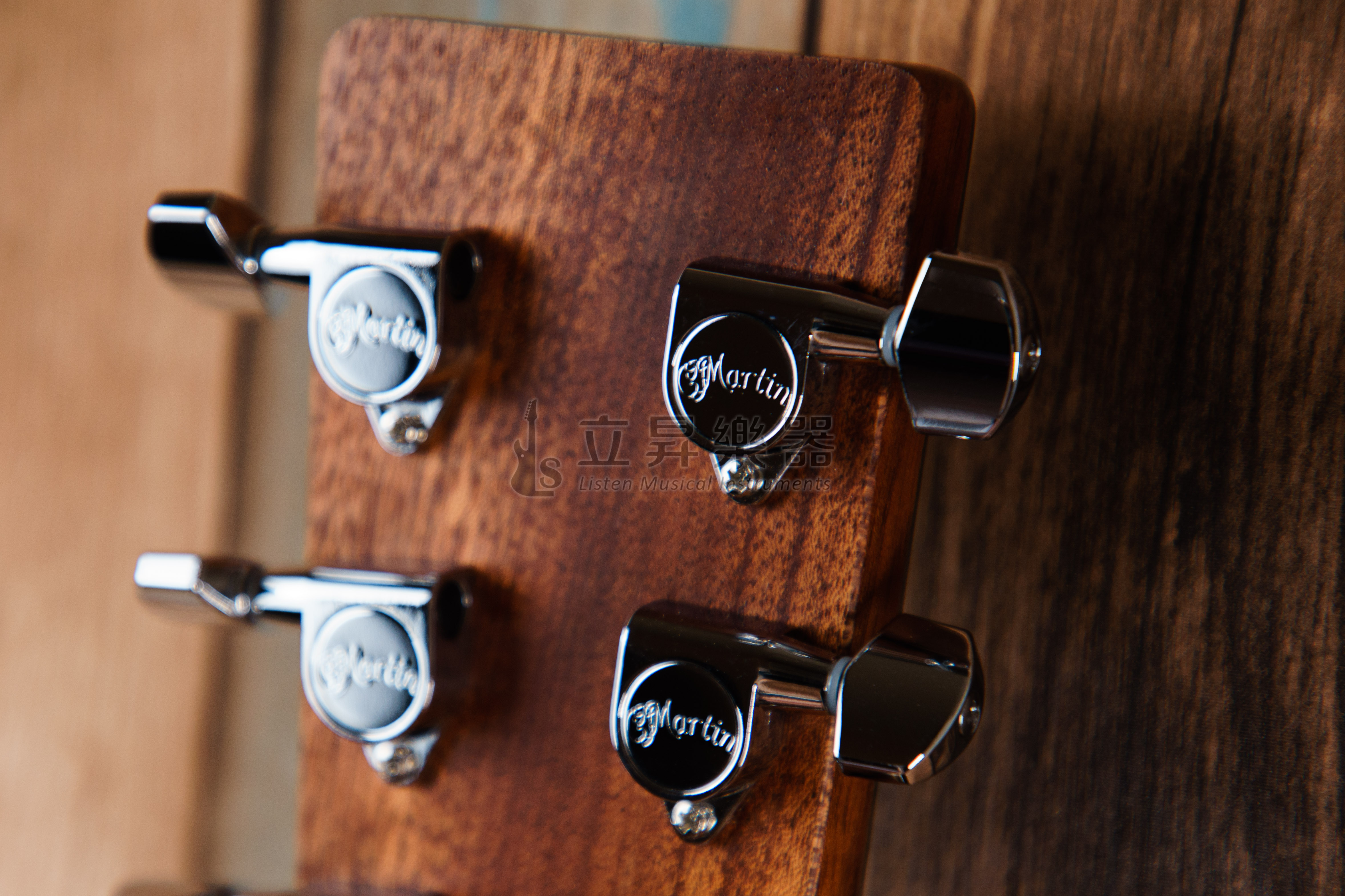 Martin Dreadnought Junior系列 全單板 38吋 旅行吉他 雲杉木面板 沙比利木側背板 馬丁吉他 | 原聲款 DJR10-02 Martin Dreadnought Junior系列 全單板 38吋 旅行吉他 雲杉木面板 沙比利木側背板 馬丁吉他 | 原聲款 DJR10-02 / 插電款 DJR10E-02(Fishman拾音器) 第 6 張圖片｜三峽吉他 / Bass