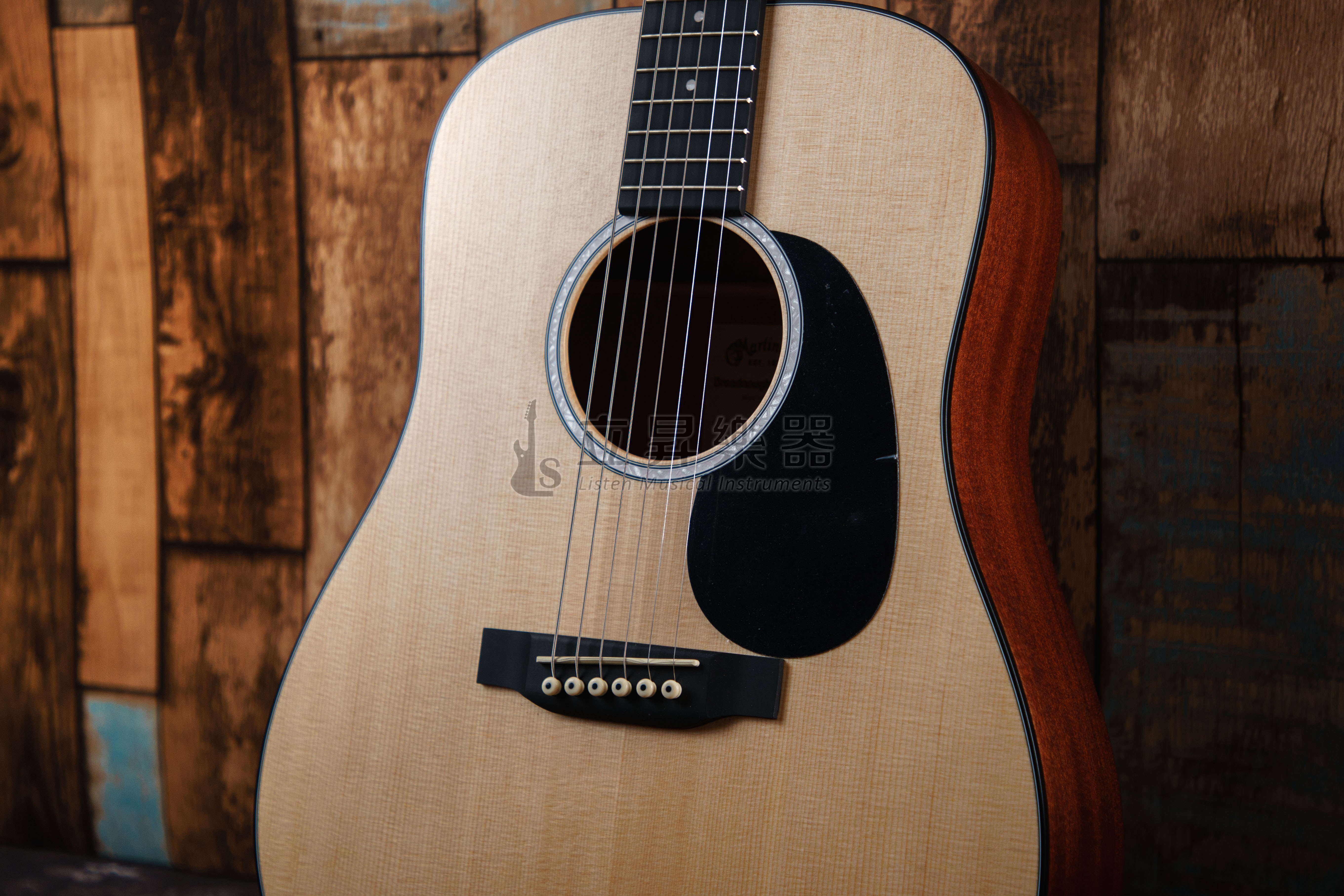 Martin Dreadnought Junior系列 全單板 38吋 旅行吉他 雲杉木面板 沙比利木側背板 馬丁吉他 | 原聲款 DJR10-02 / 插電款 DJR10E-02(Fishman拾音器)