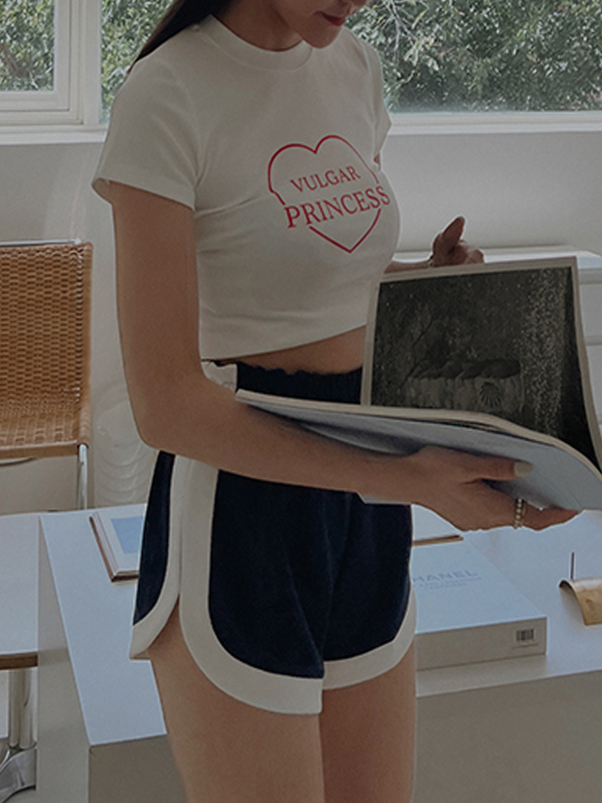 大白邊絲質運動真理褲*2色