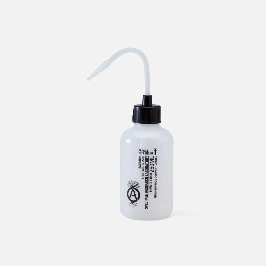 -(C018)-NEIGHBORHOOD SPECIMEN RESEARCH LABORATORY (SRL) P-PITCHER 擠壓式植物尖嘴澆水器 250ML -221MYNH-AC03