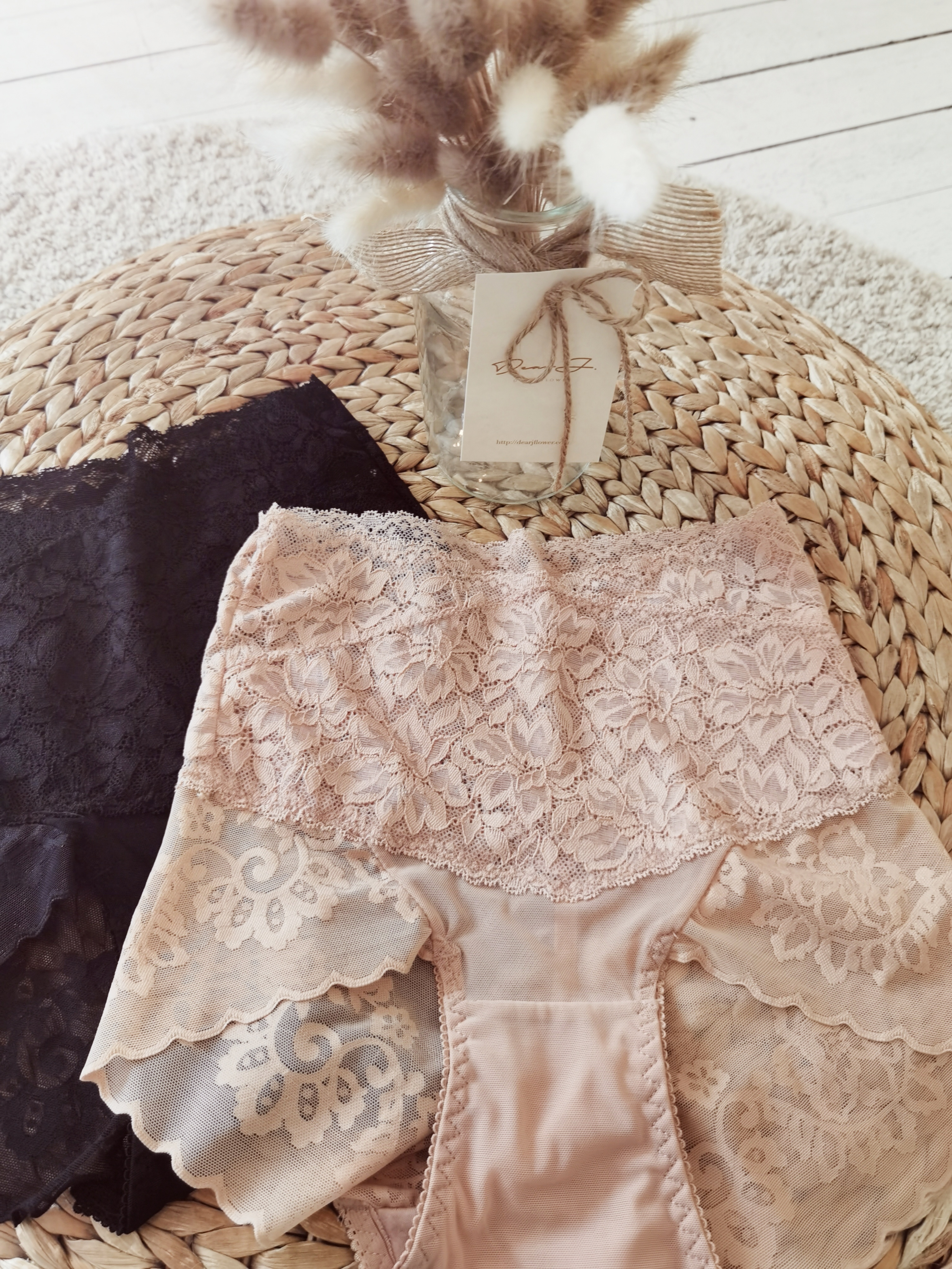 HIGH WAISTED LACE PANTY