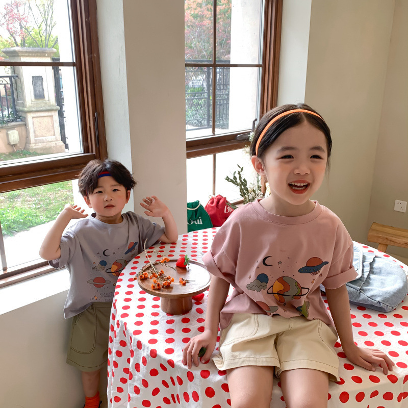 現貨 灰色120cm  兄妹裝  太空星球飛碟寬版短T 2色 80-140cm