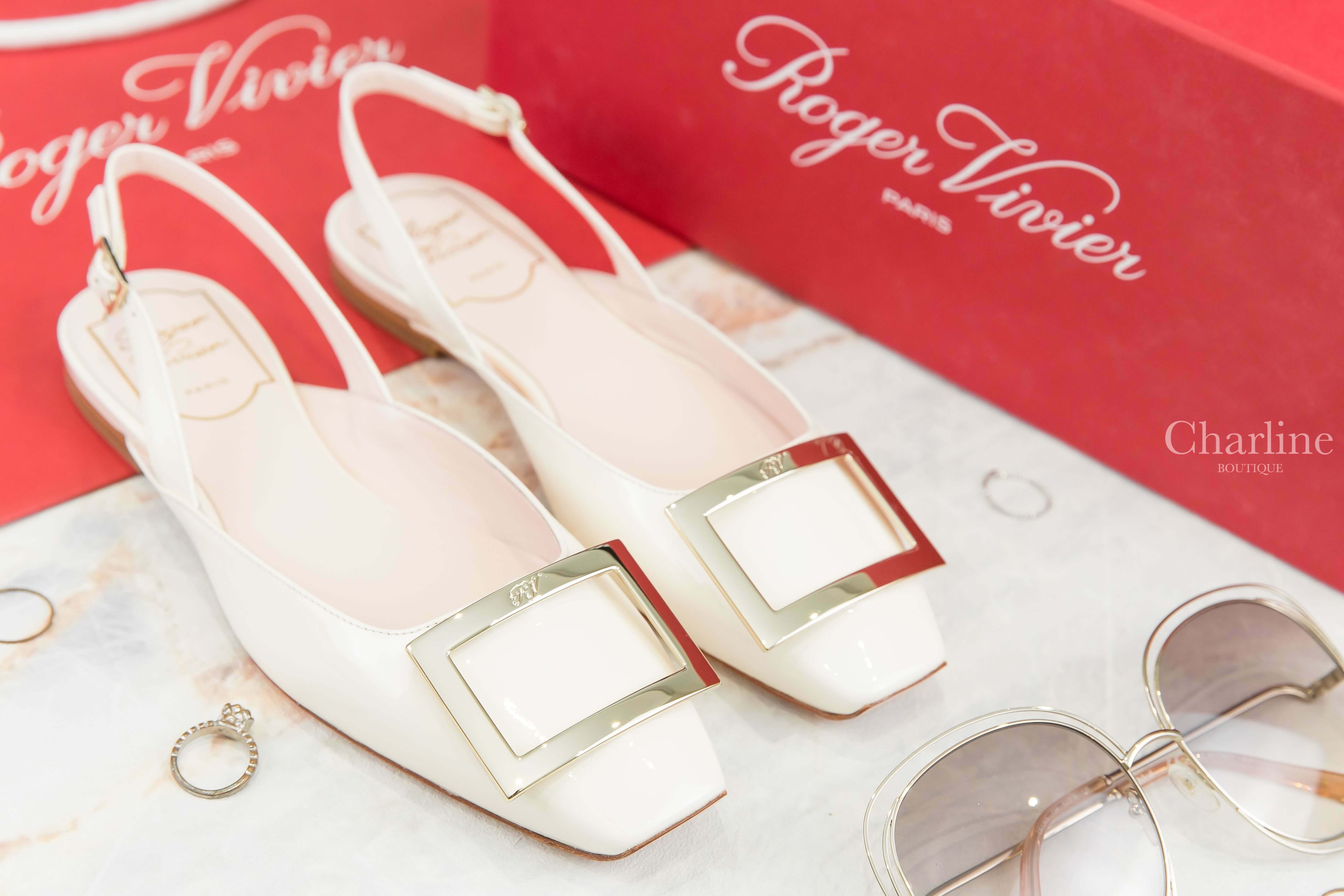 Roger Vivier Trompette Metal Buckle Slingback Ballerinas In Patent Leather 米白色漆皮淡金色方釦絆帶平底鞋-Charline Boutique 精品代購