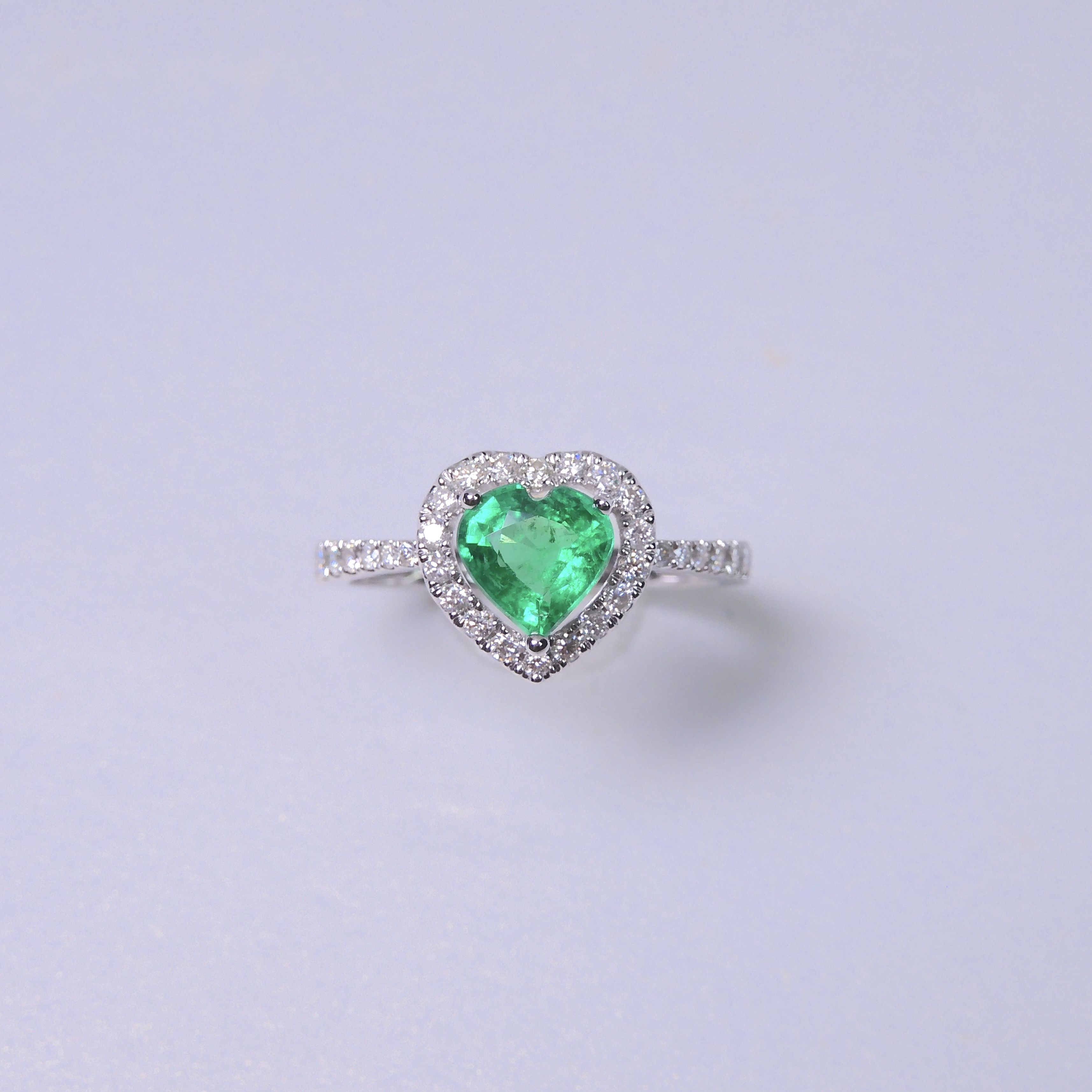 18K金 0.77ct 綠寶石戒指