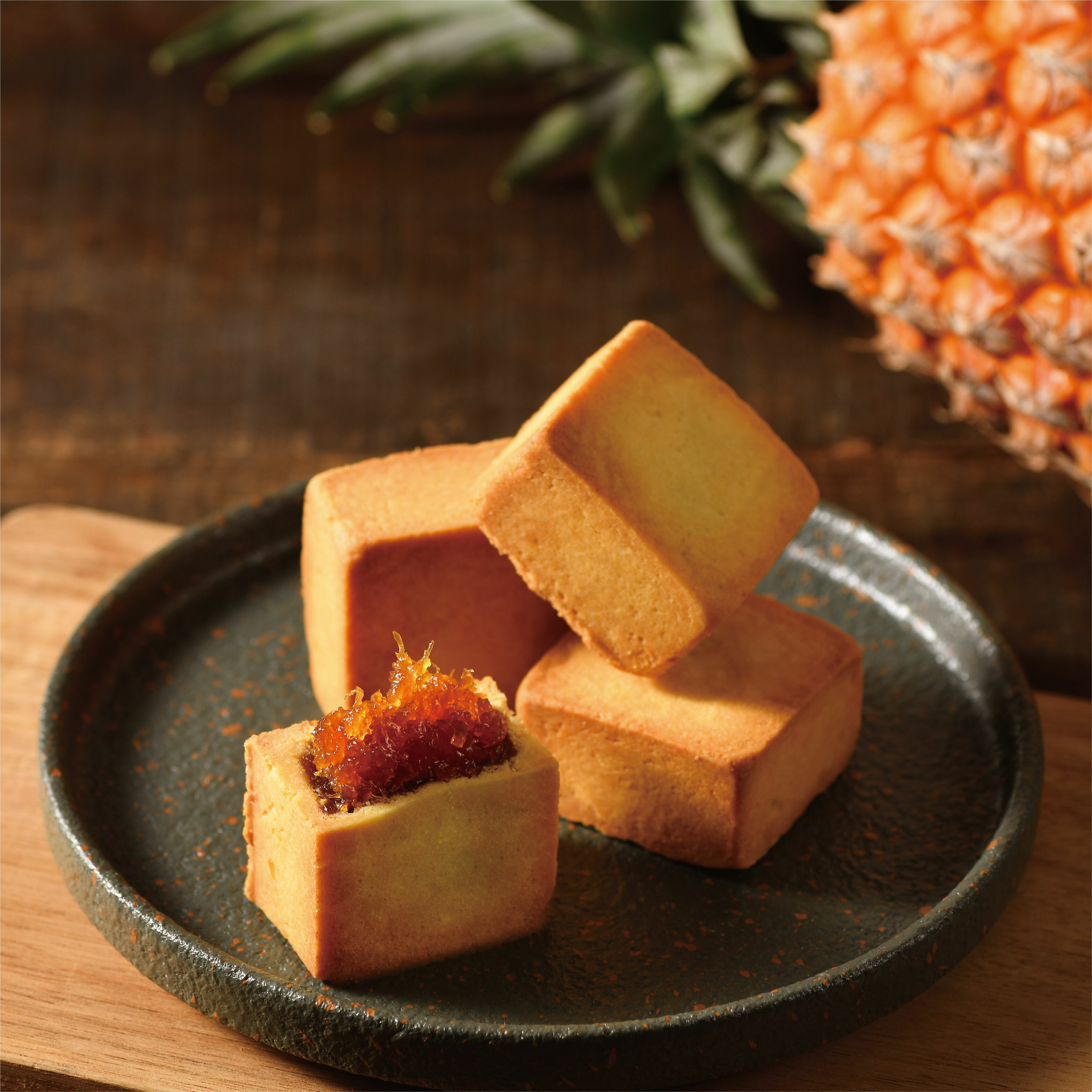 [B03]菓然雙喜禮盒 - 堅果塔10入+土鳳梨酥5入