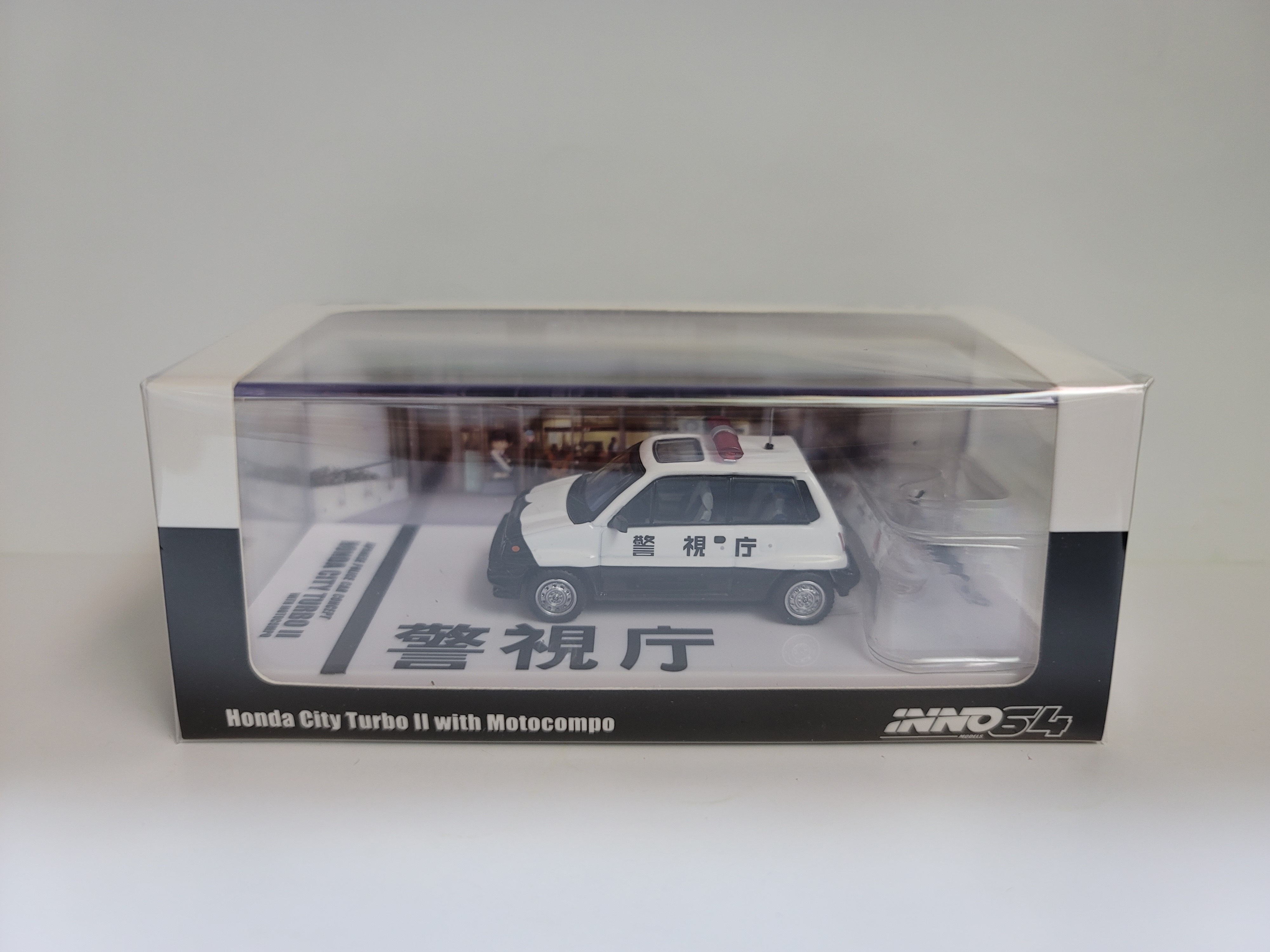 Inno64 1/64 Honda City Turbo II with Motocompo Japanese Inno64 1/64 Honda City Turbo II with Motocompo Japanese