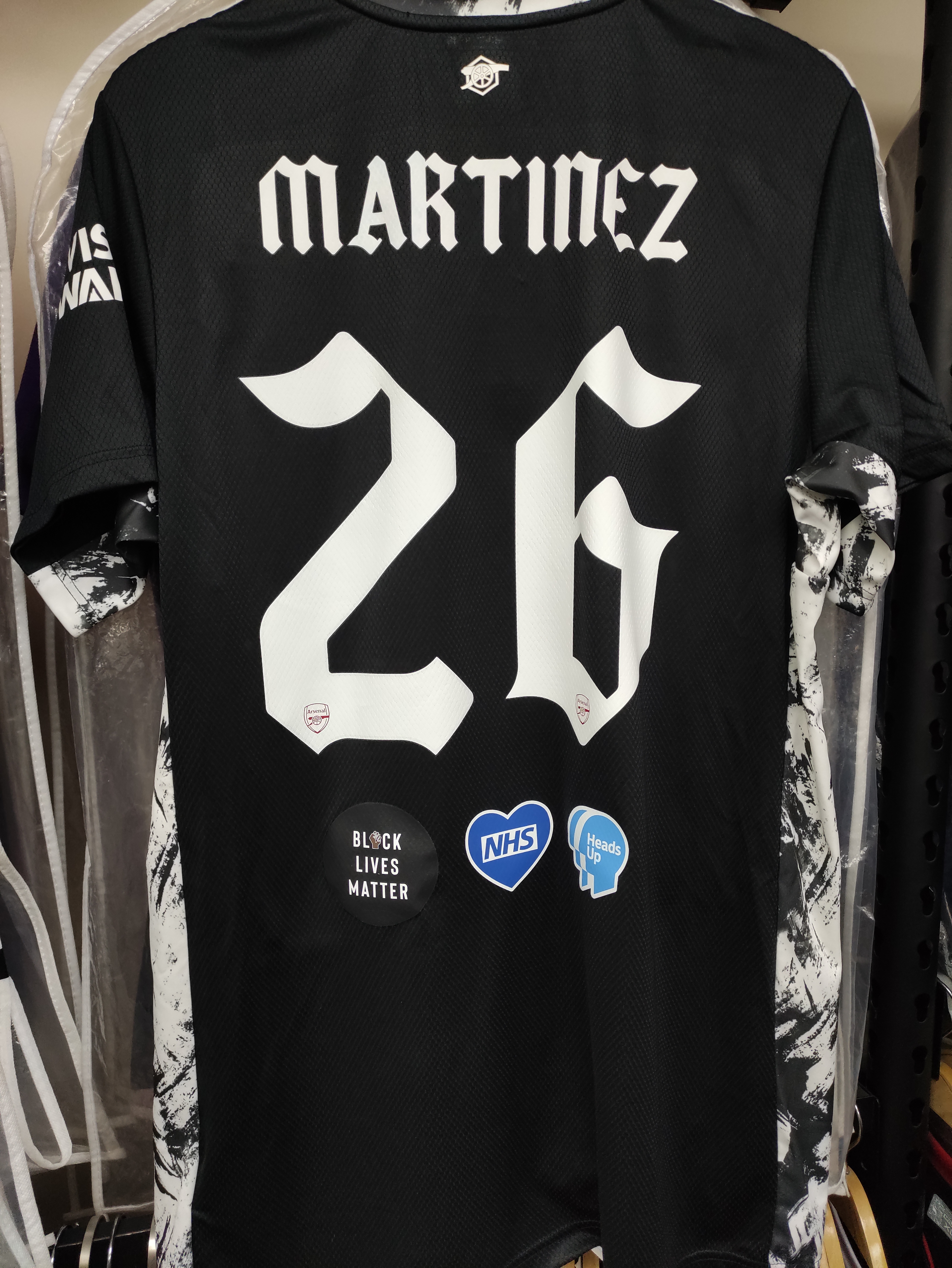 2020阿仙奴黑龍足總杯決賽版球衣