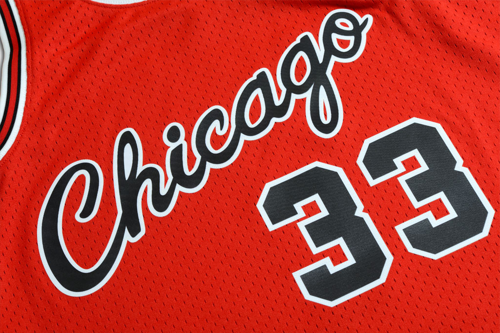 Mitchell & Ness 芝加哥公牛隊 Scottie Pippen 2003-2004 復刻 Swingman 球衣