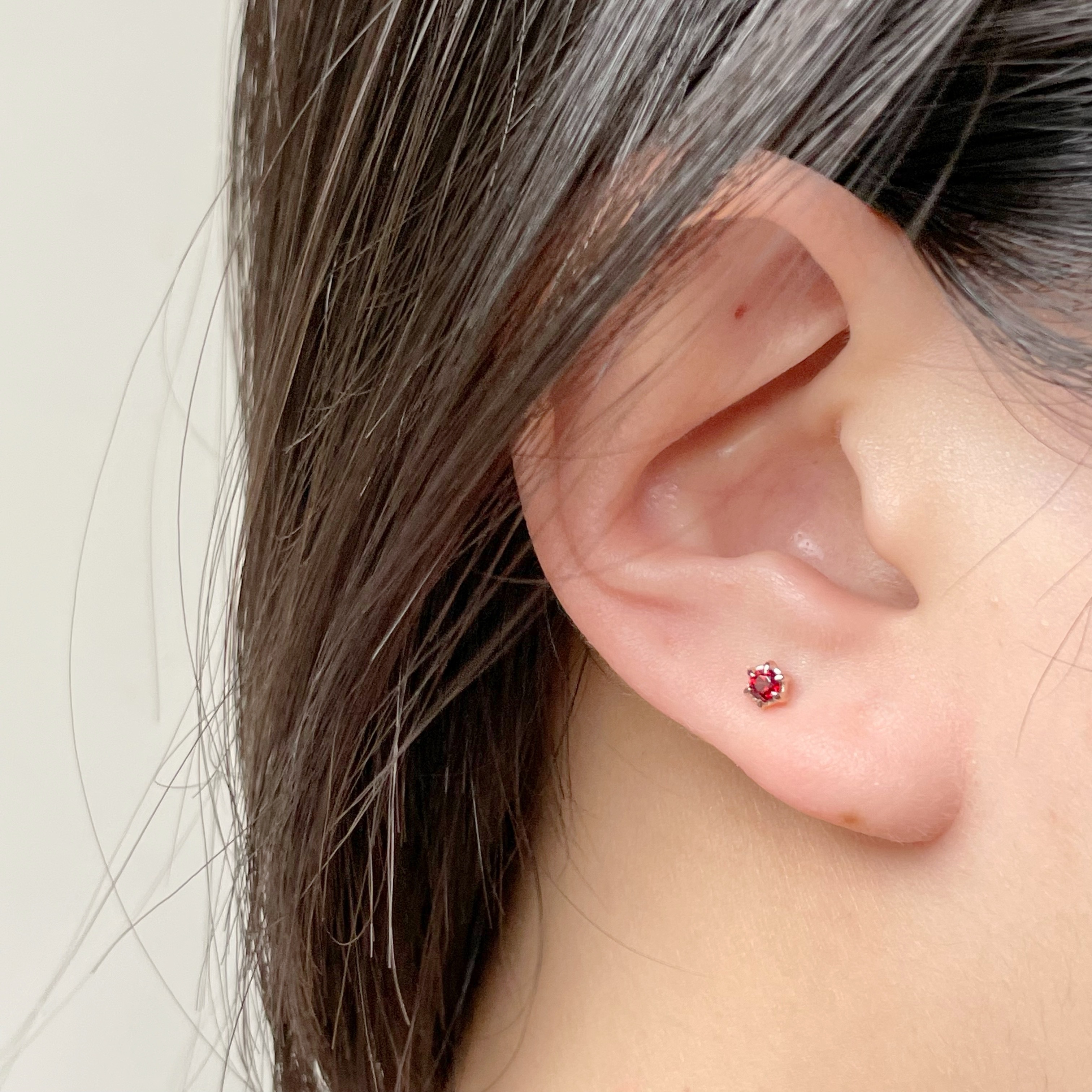 mini六爪石榴轉珠耳環