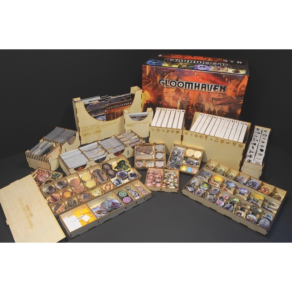 幽港迷城(黯淡港灣) Gloomhaven 桌遊收納盒【烏鴉盒子】