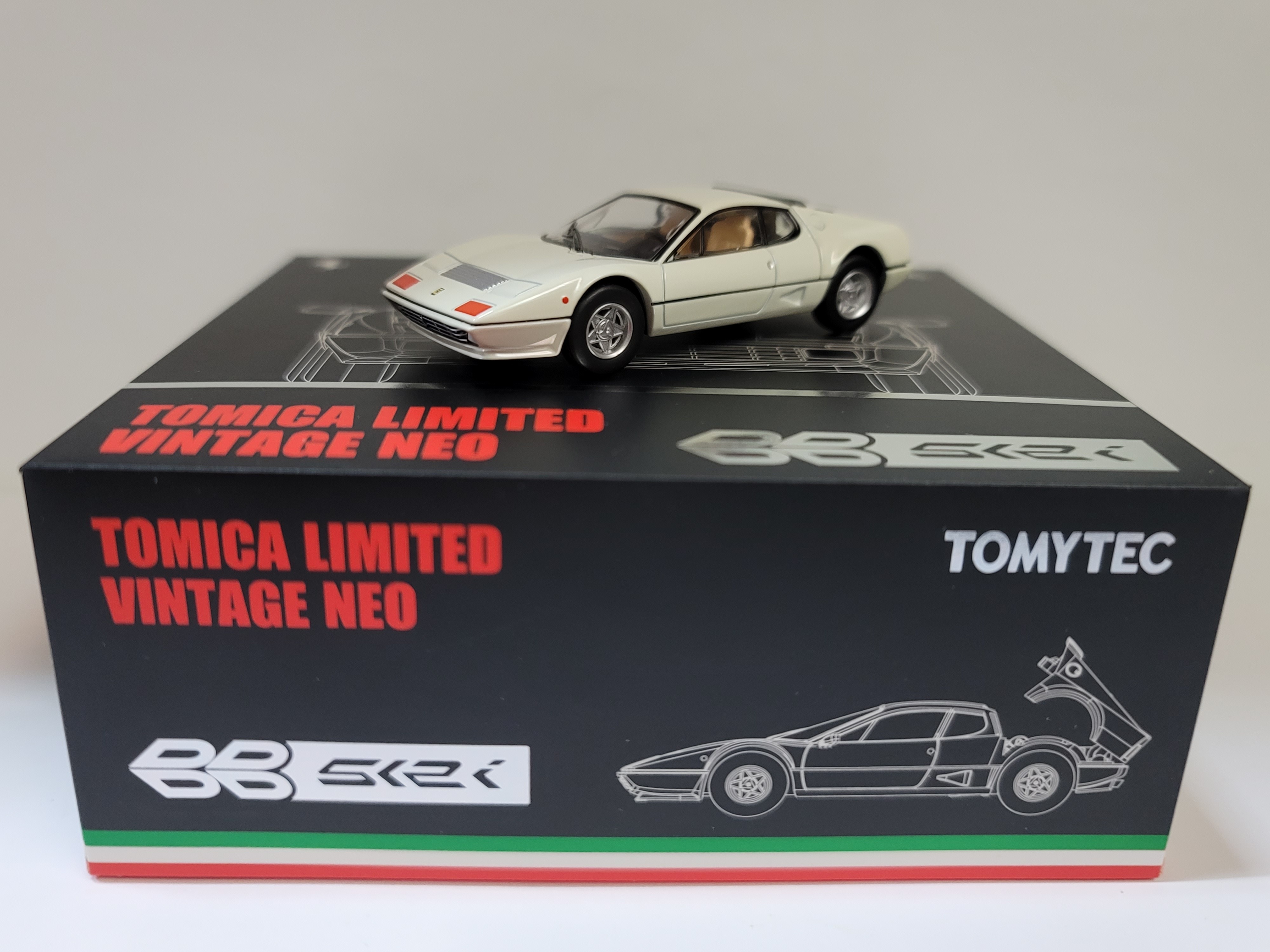 ミニカー TOMICA LIMITED VINTAGE NEO BB512 Amazon.com: Tomica Limited Vintage Neo 1/64 LV-N Ferrari