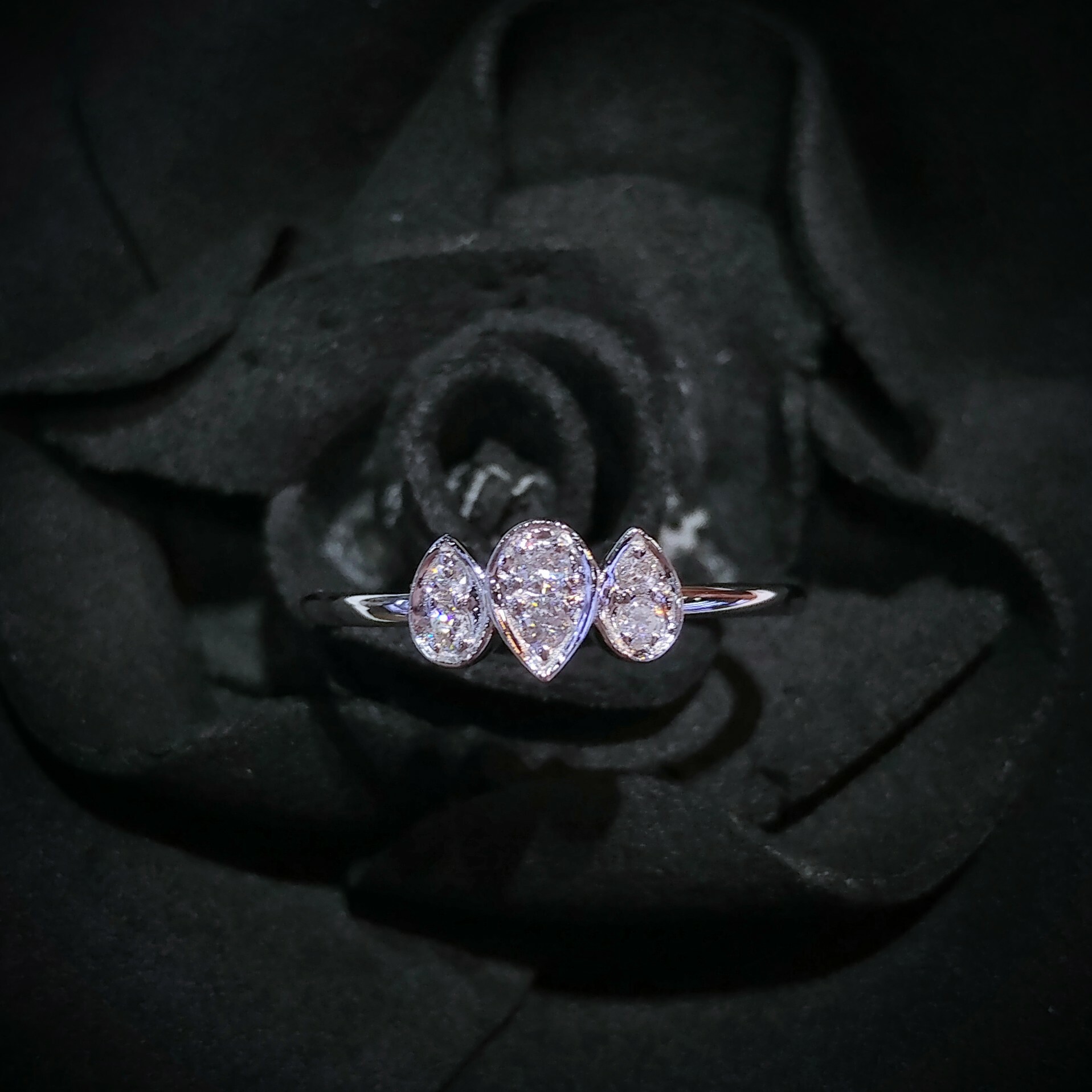 全新18K白金10份鑽石戒指