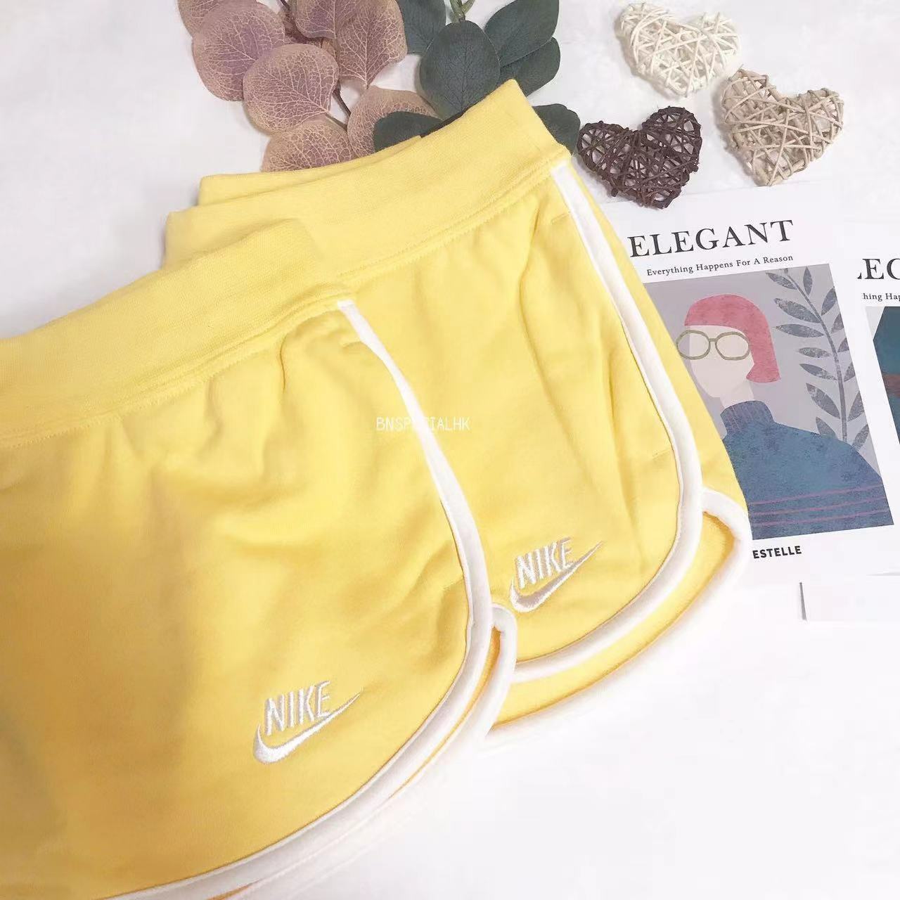 NIKE RUNNER LOGO SHORTS