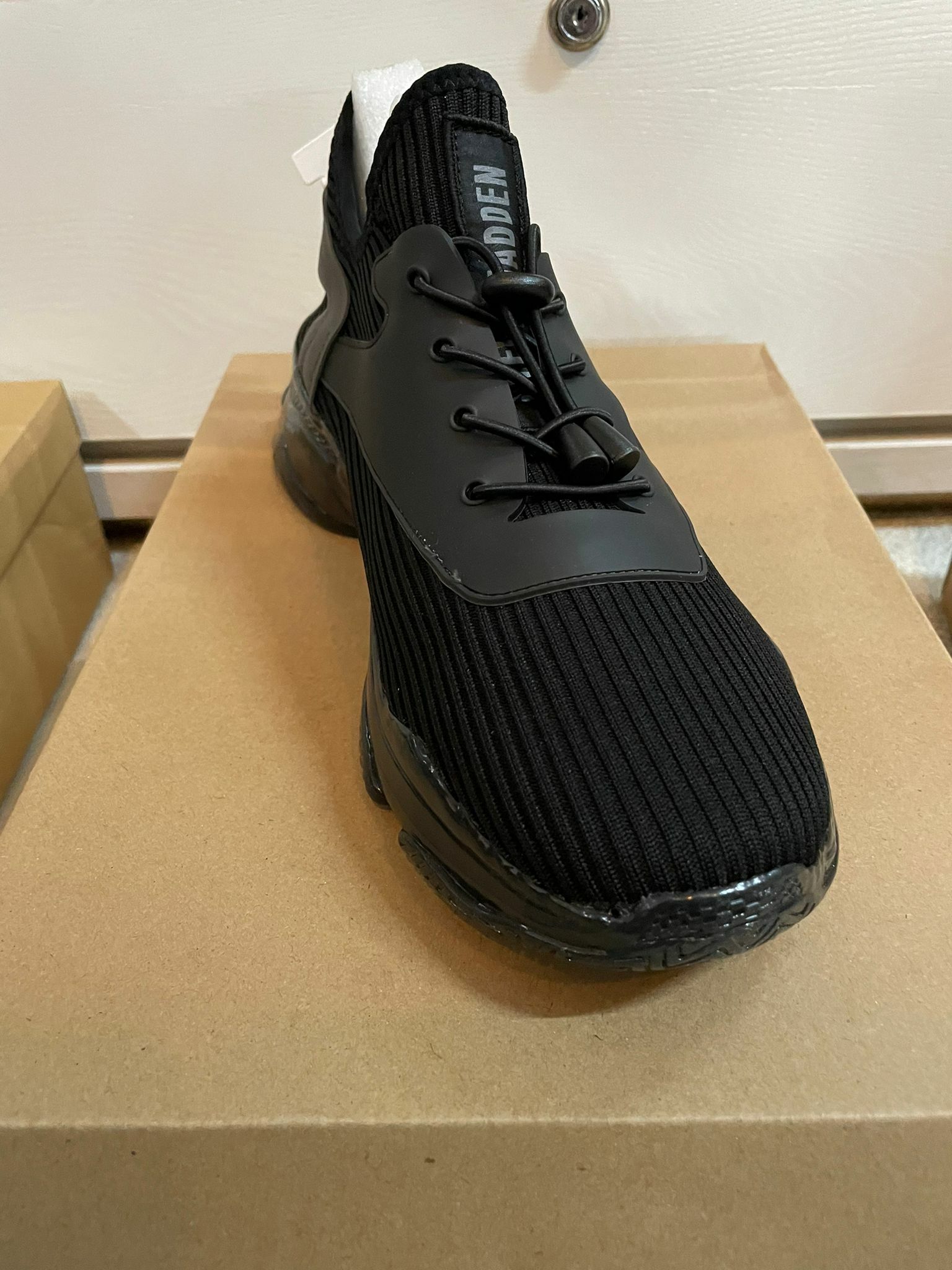 [S] STEVE MADDENMYLO, BLACK, MYLO,BLACK (SSM27)