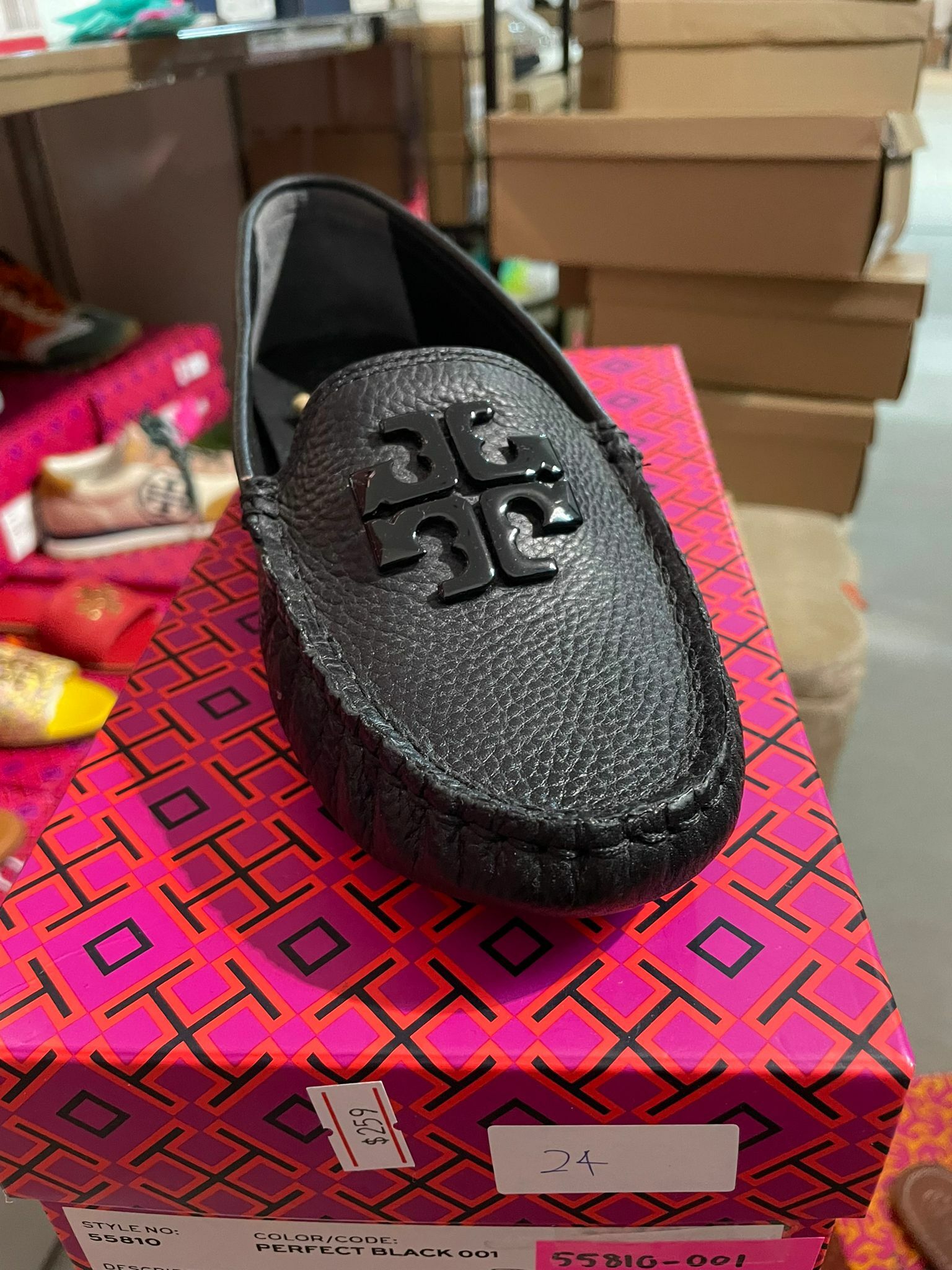 [S] TORY BURCH LOWELL 2 DRIVER-TUMBLED LEATHER,, 55810-001 (STB41)