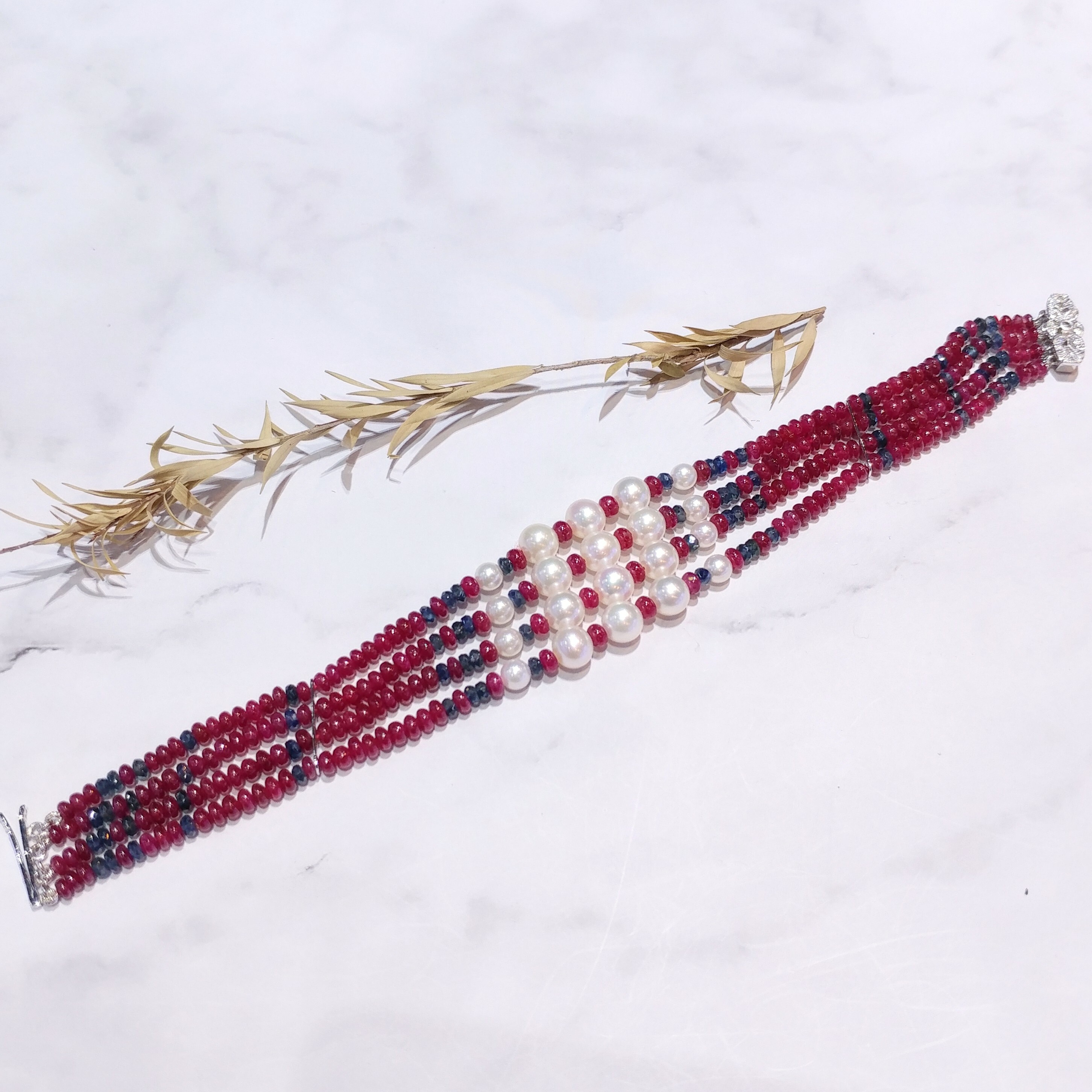 18K White Gold 0.10ct Diamond ,Ruby and Sapphire Bracelet