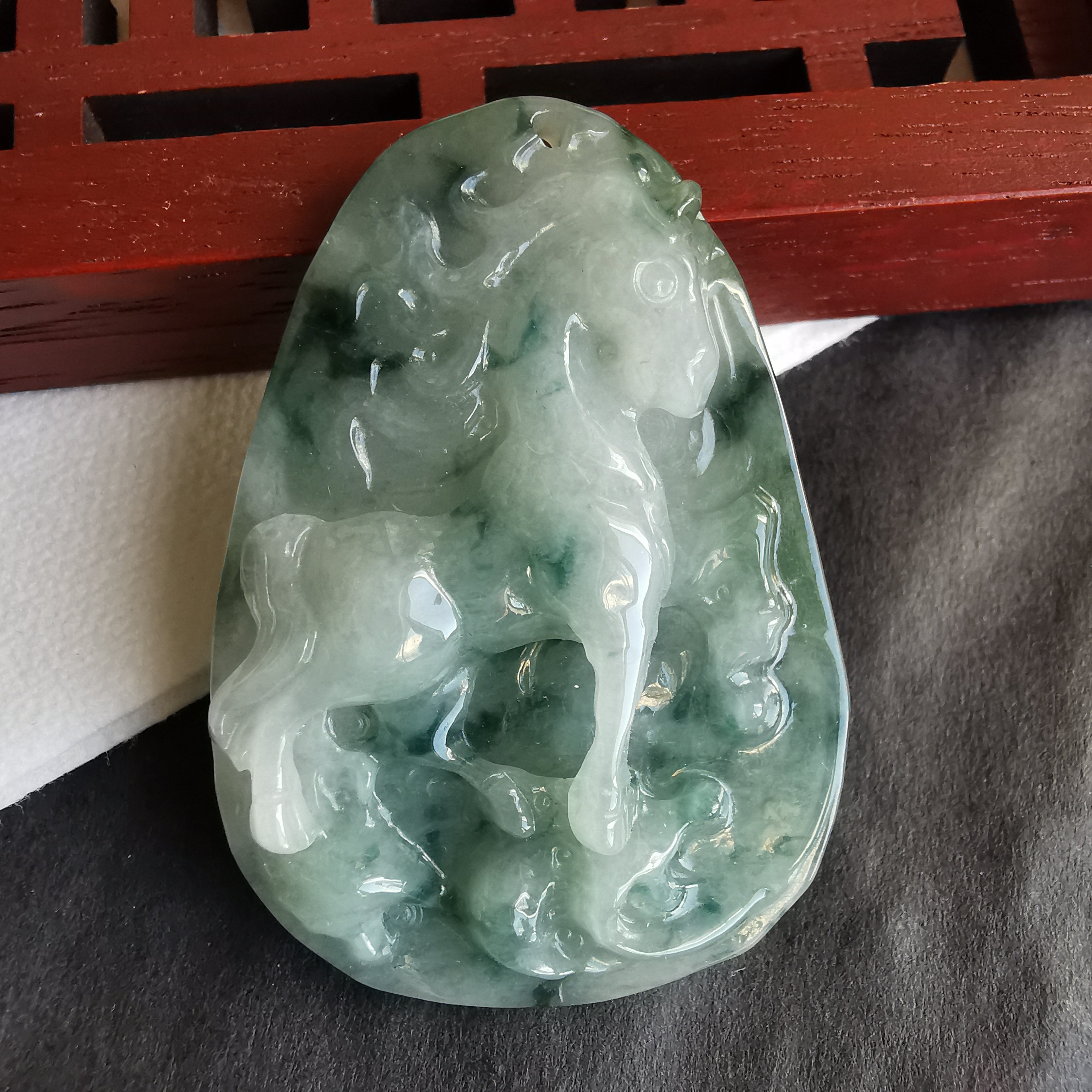 J1882 冰糯飄藍花馬牌