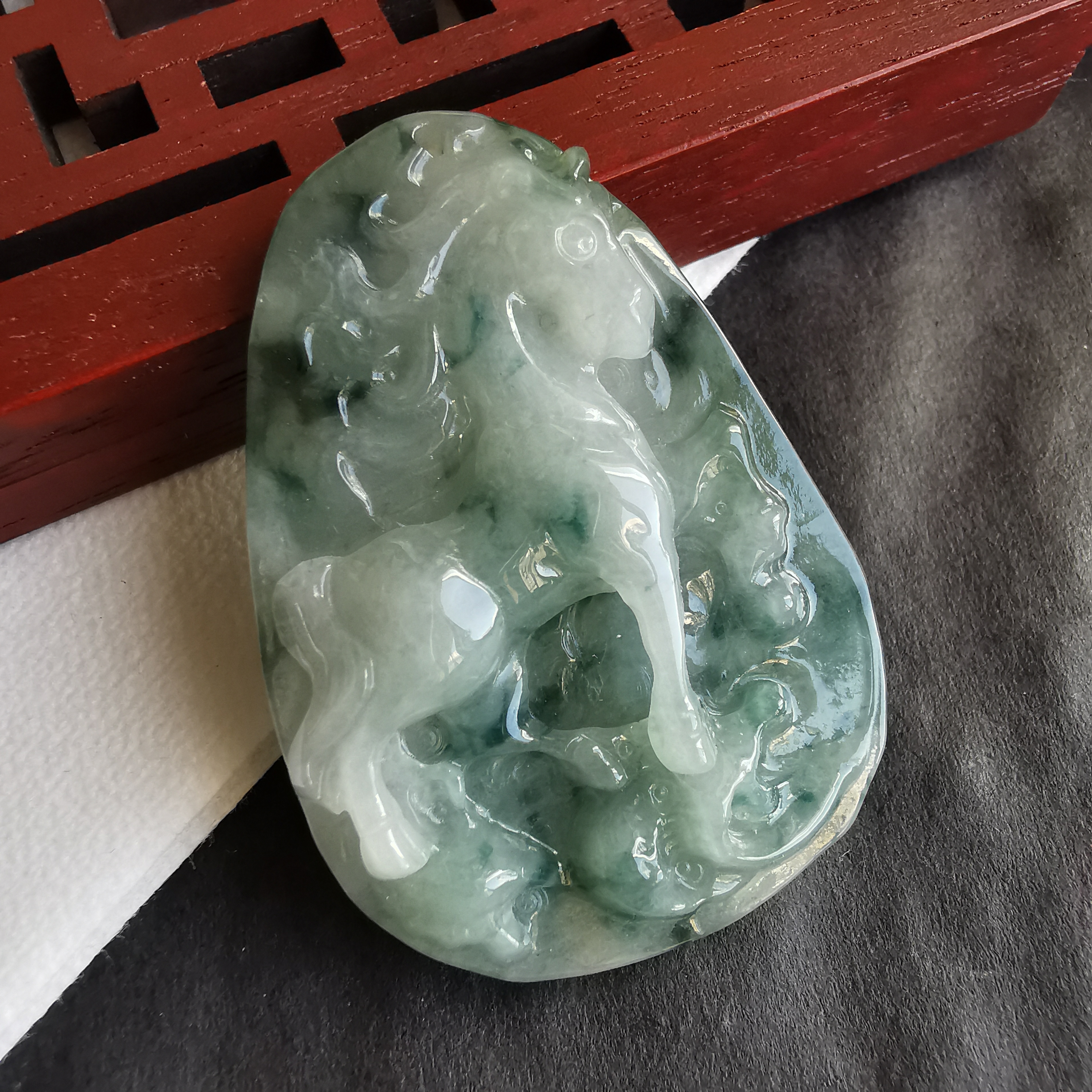 J1882 冰糯飄藍花馬牌