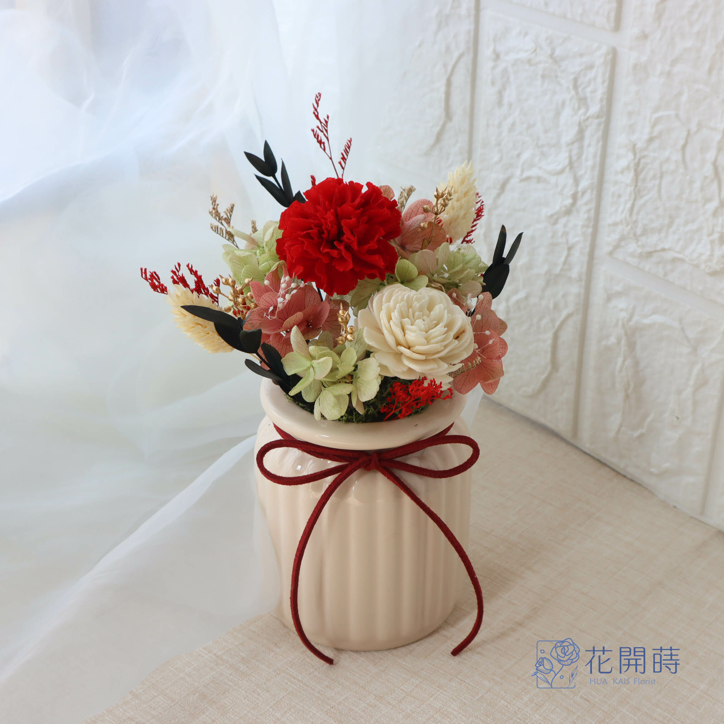 康乃馨小桌花|紅色康乃馨|母親節禮物|永生桌花|健康長壽|長輩生日禮物