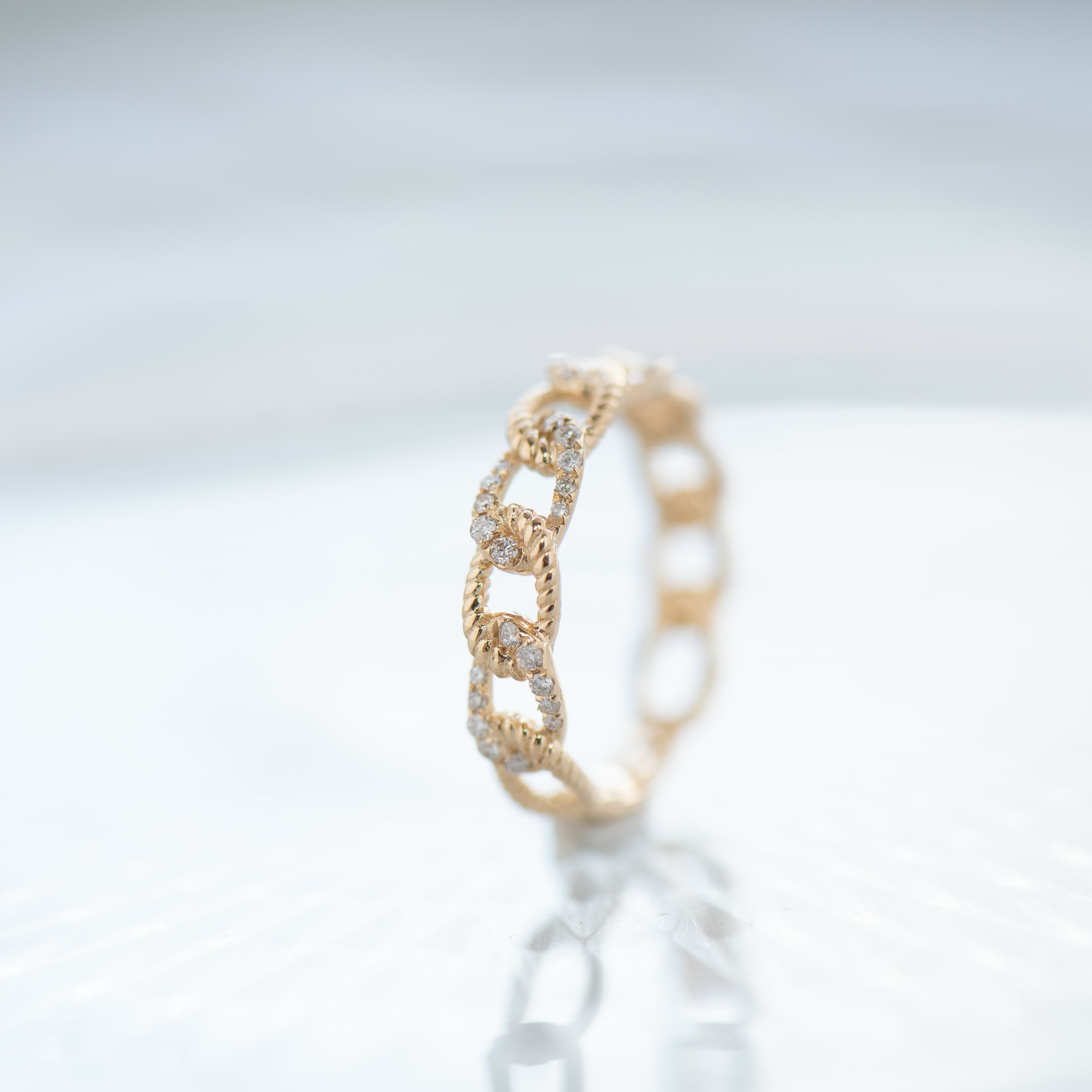18K Bold Block Chain Diamond Ring