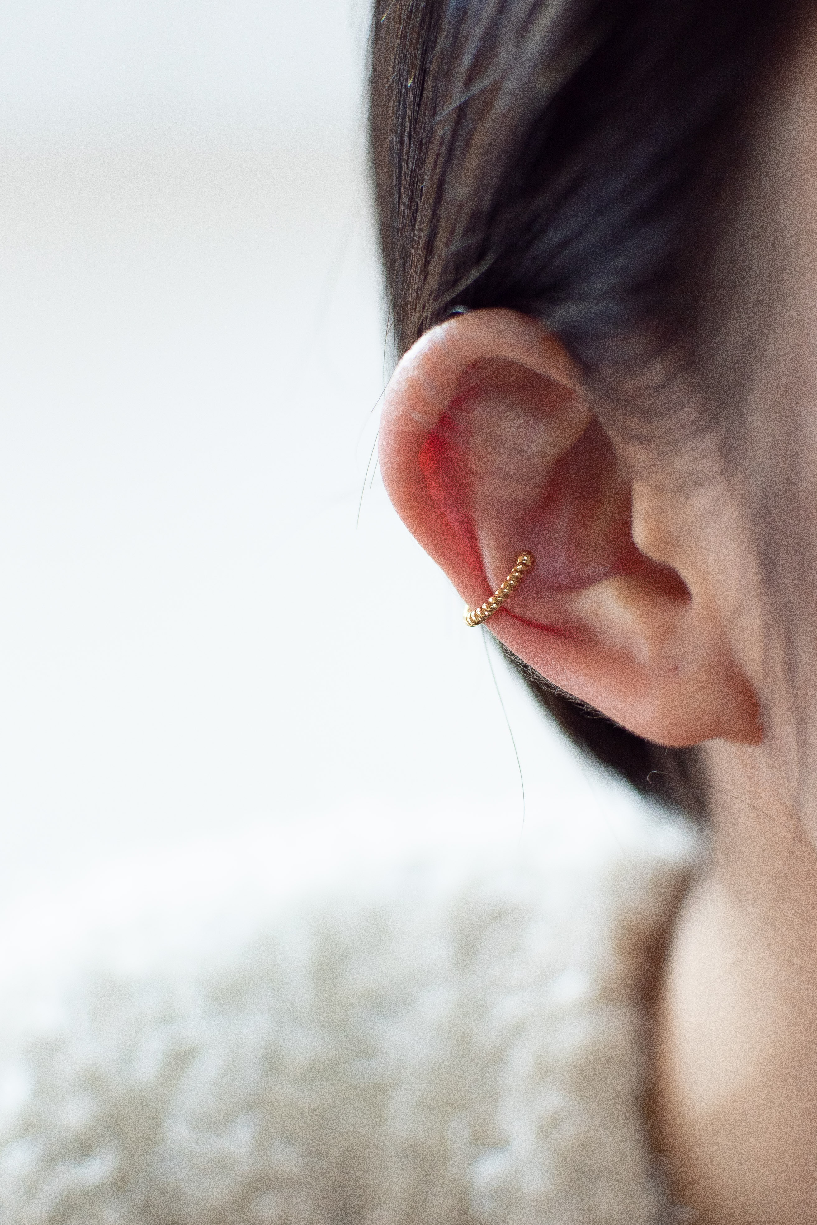 18K Twisting Ear Cuff