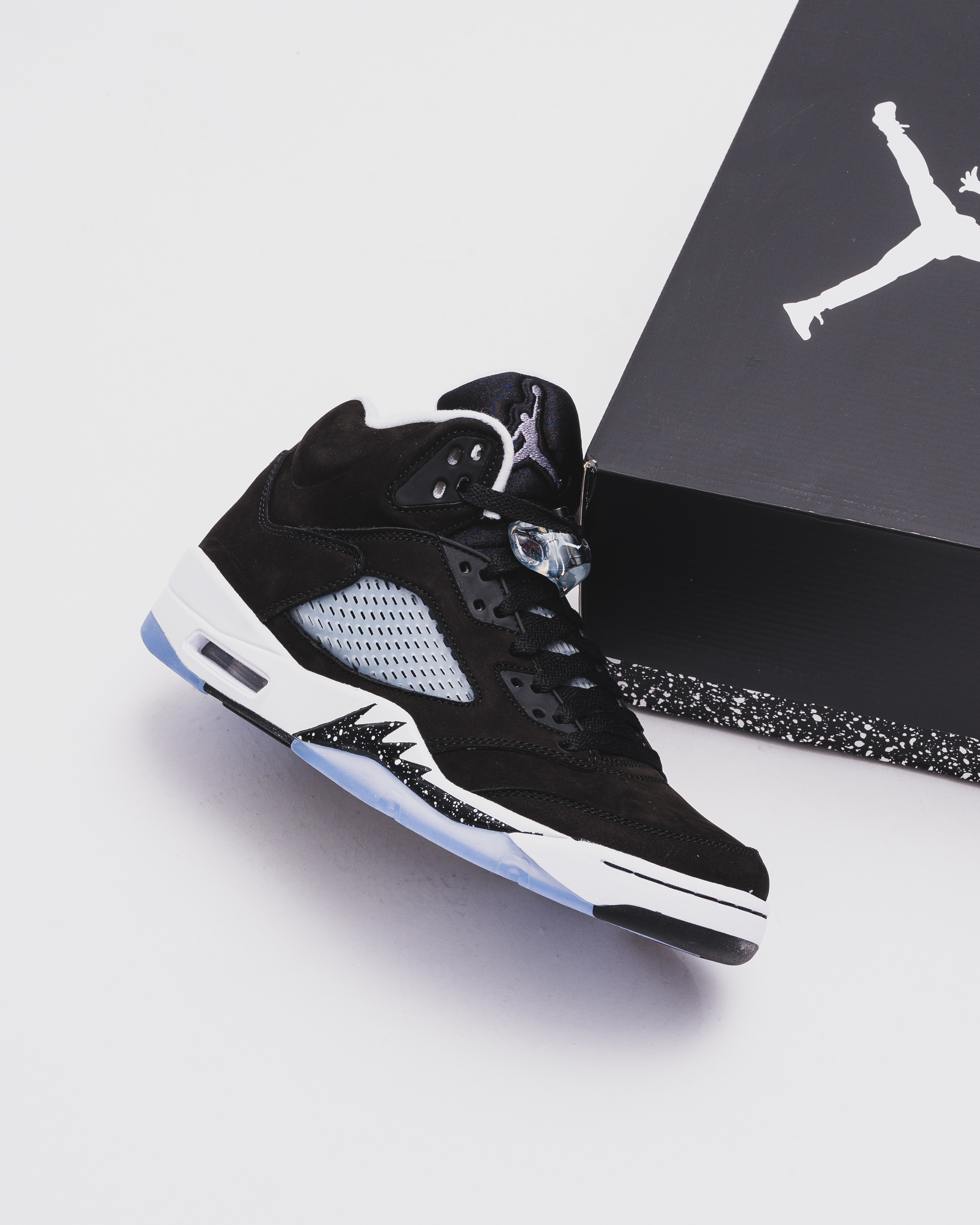 [現貨] Air Jordan 5 Moonlight CT4838-011