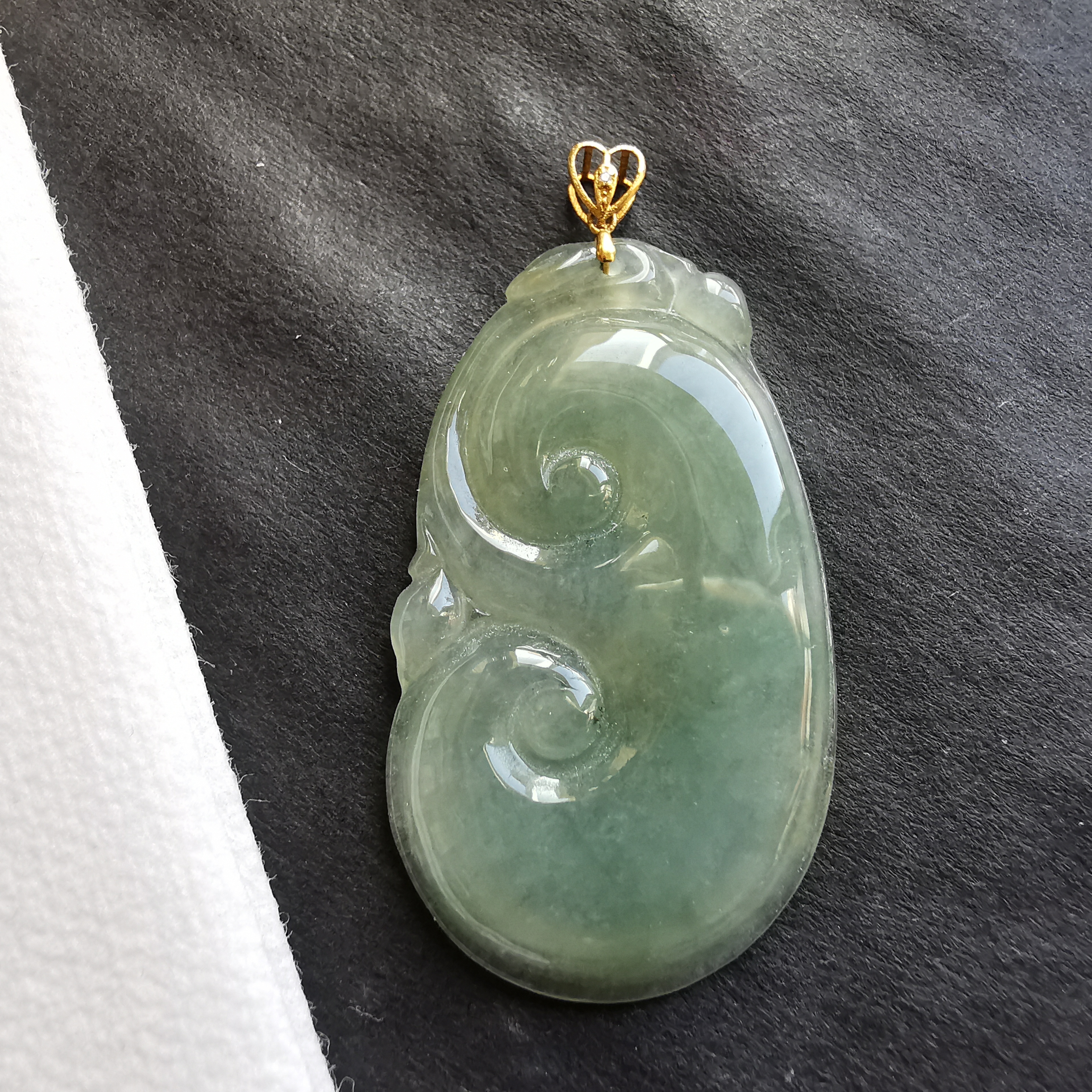 冰晴水綠如意+18K金扣, 天然翡翠A玉, 緬甸玉, Jade, Jadeite