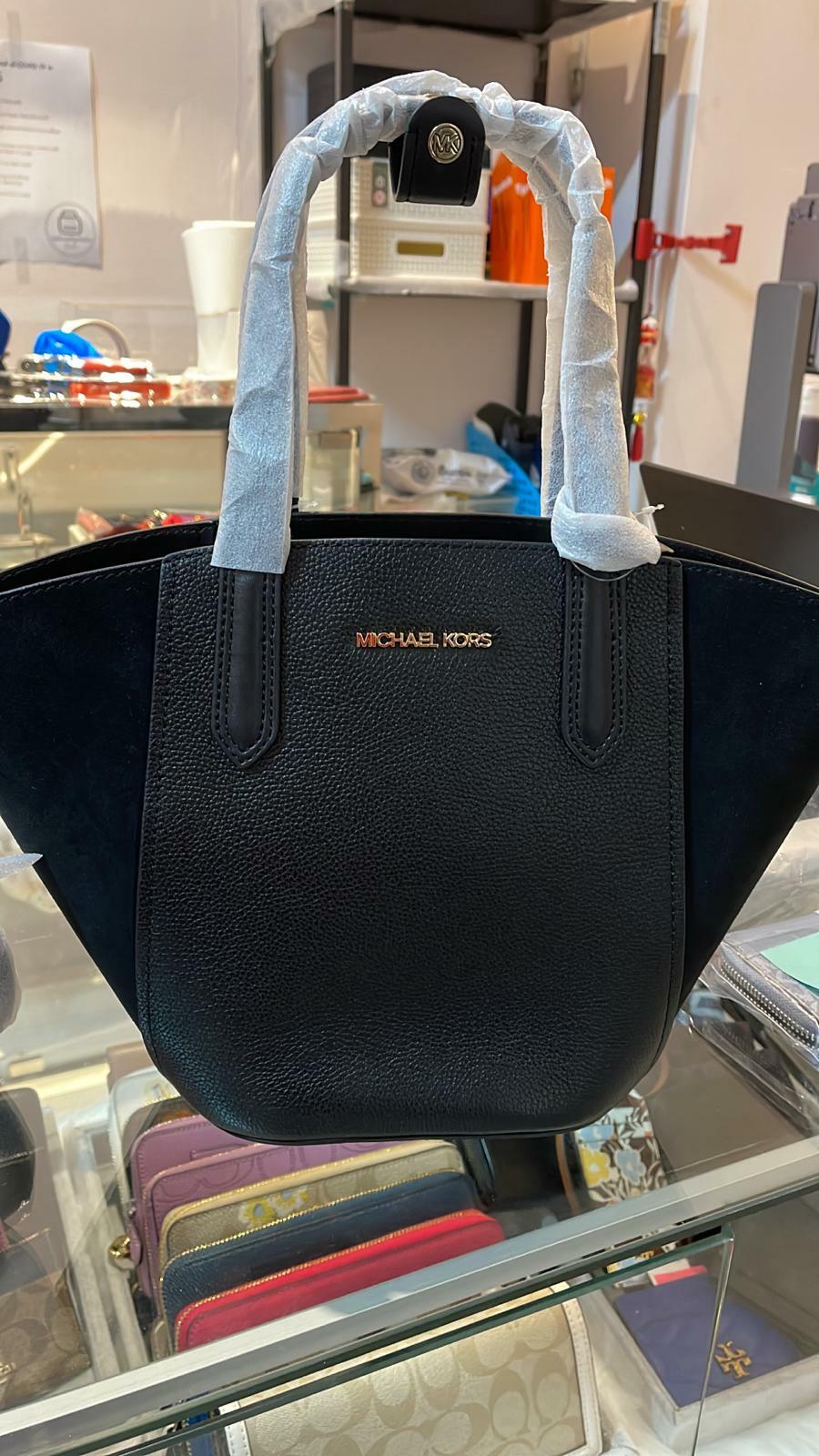 [S] MICHAEL KORS SM TOTE LEATHER 35F1GPAT1S BLACK , 194900654934 (SMK14)