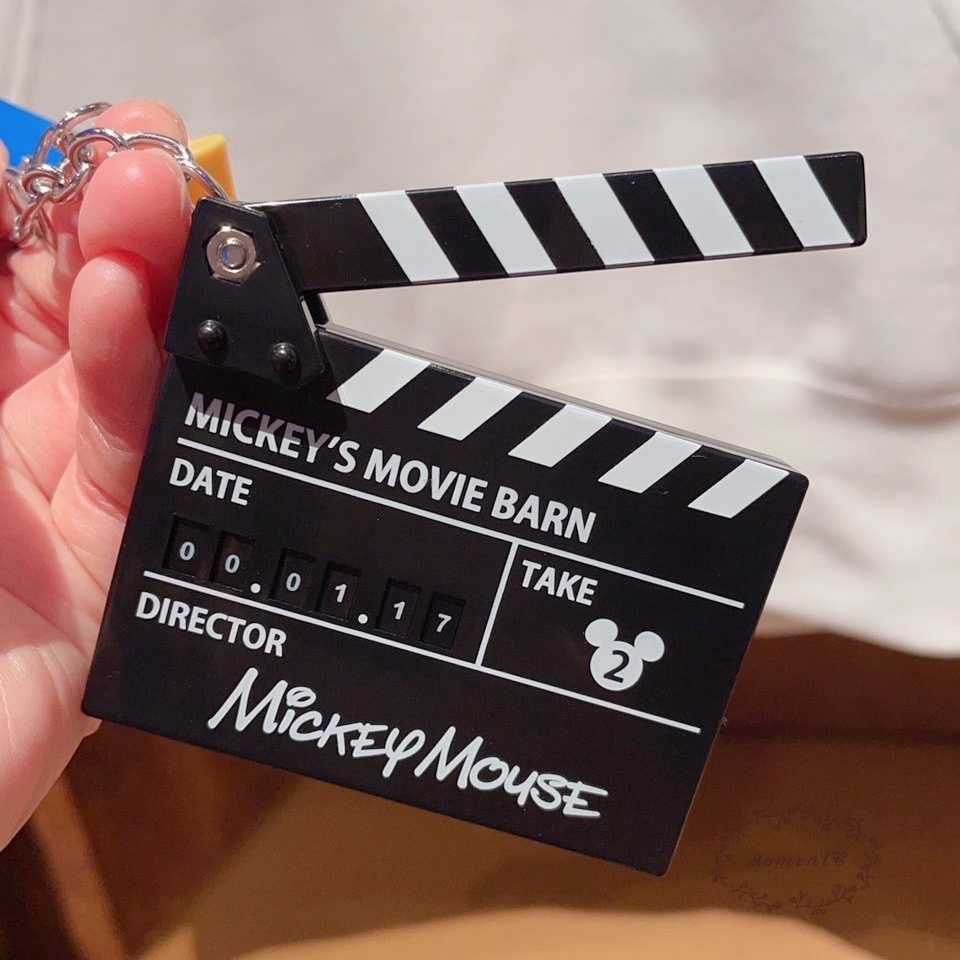 迪士尼樂園-可愛的action 牌