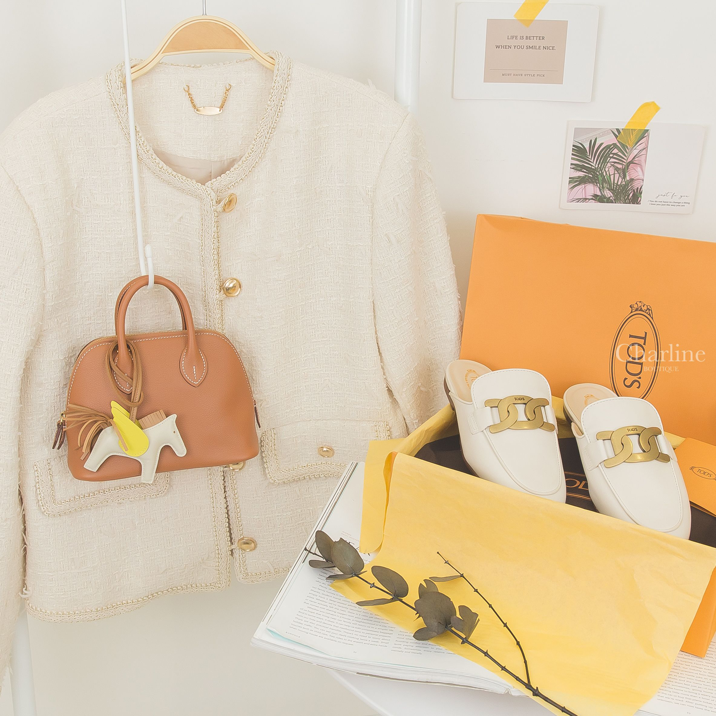 Hermès Bolide Mini 37 Gold Evercolor 焦糖色金釦,Hermès Rodeo 奶昔白/馬薩拉茶色/萊姆黃小型飛馬吊飾,Tod's Mules 白色皮革金色鍊條平底穆勒鞋-Charline Boutique 精品代購