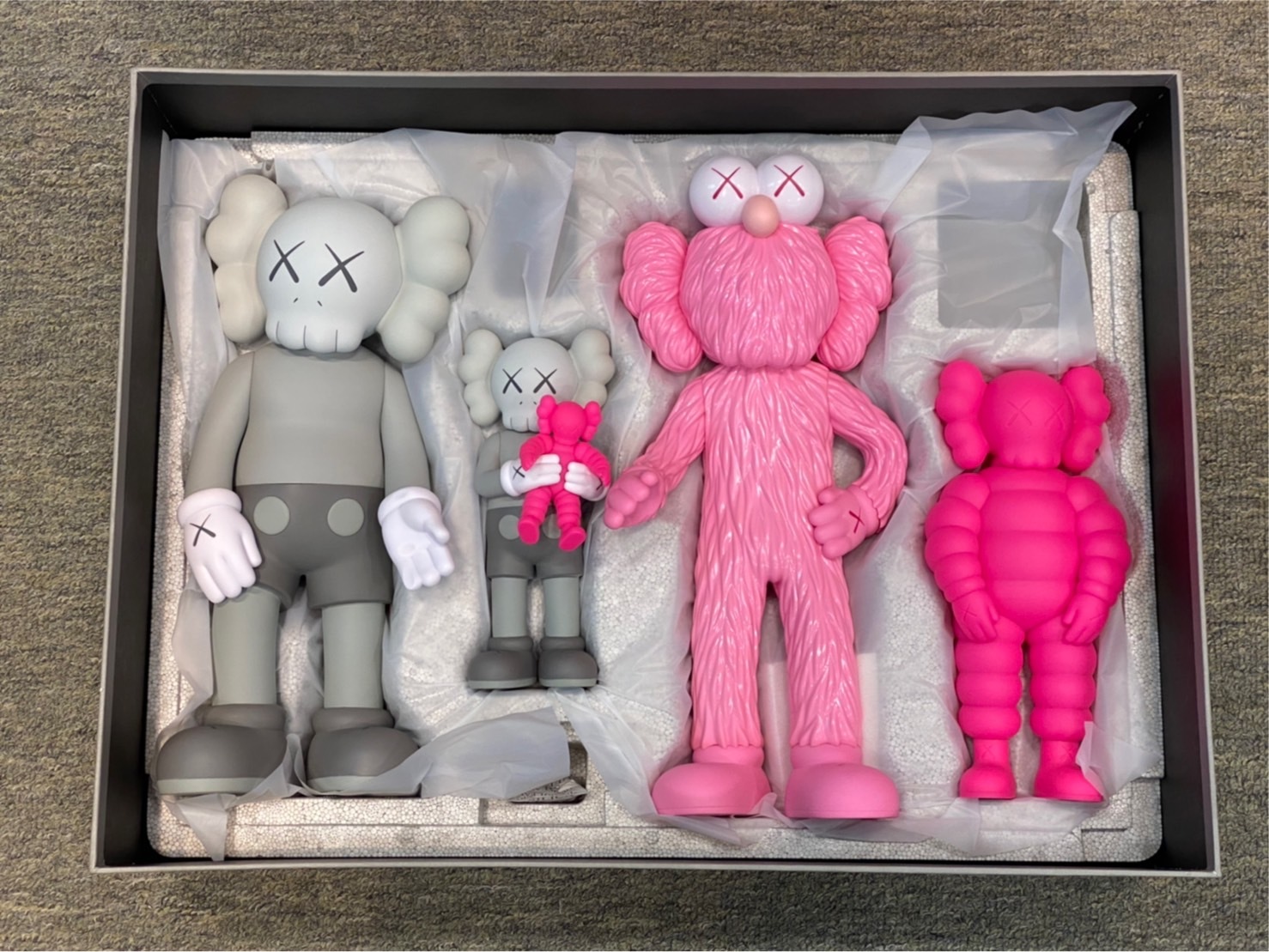 KAWS Family Vinyl Figures Grey/Pink
