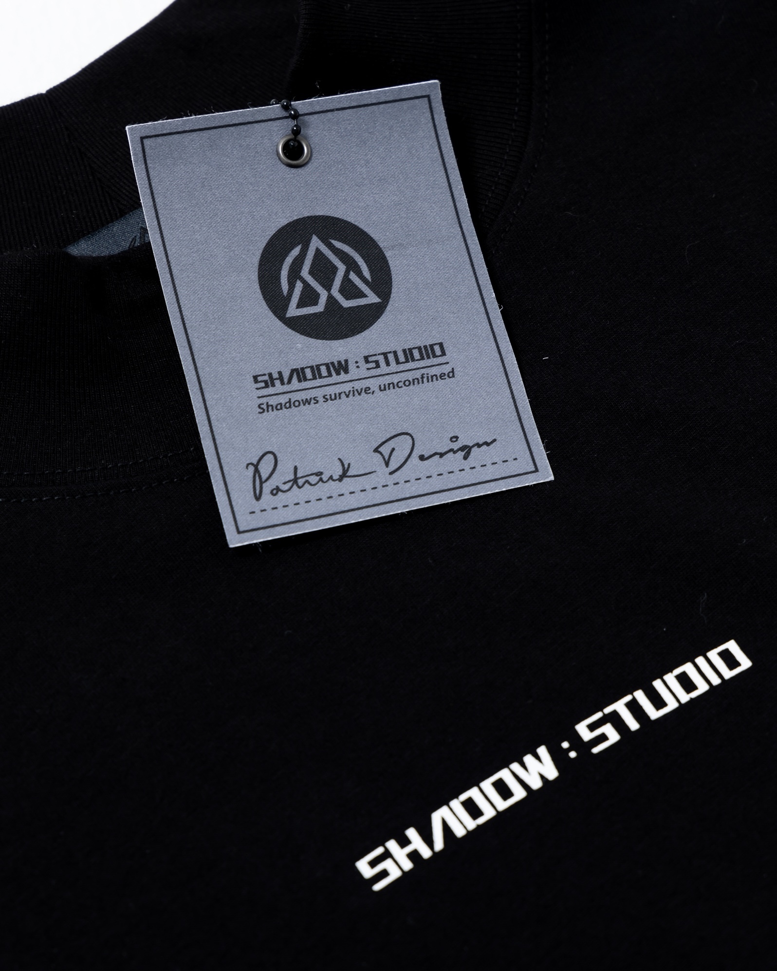 LOGO TURTLENECK TEE / 微高領落肩短T