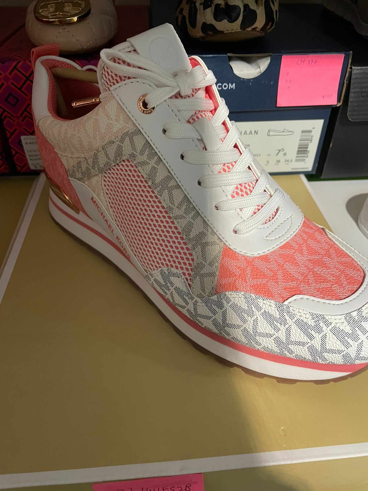 [S] MICHAEL KORS MK WILMA TRAINER MK SIG SM, GRAPEFRUIT, 49T1WIFS2B (SMK21)