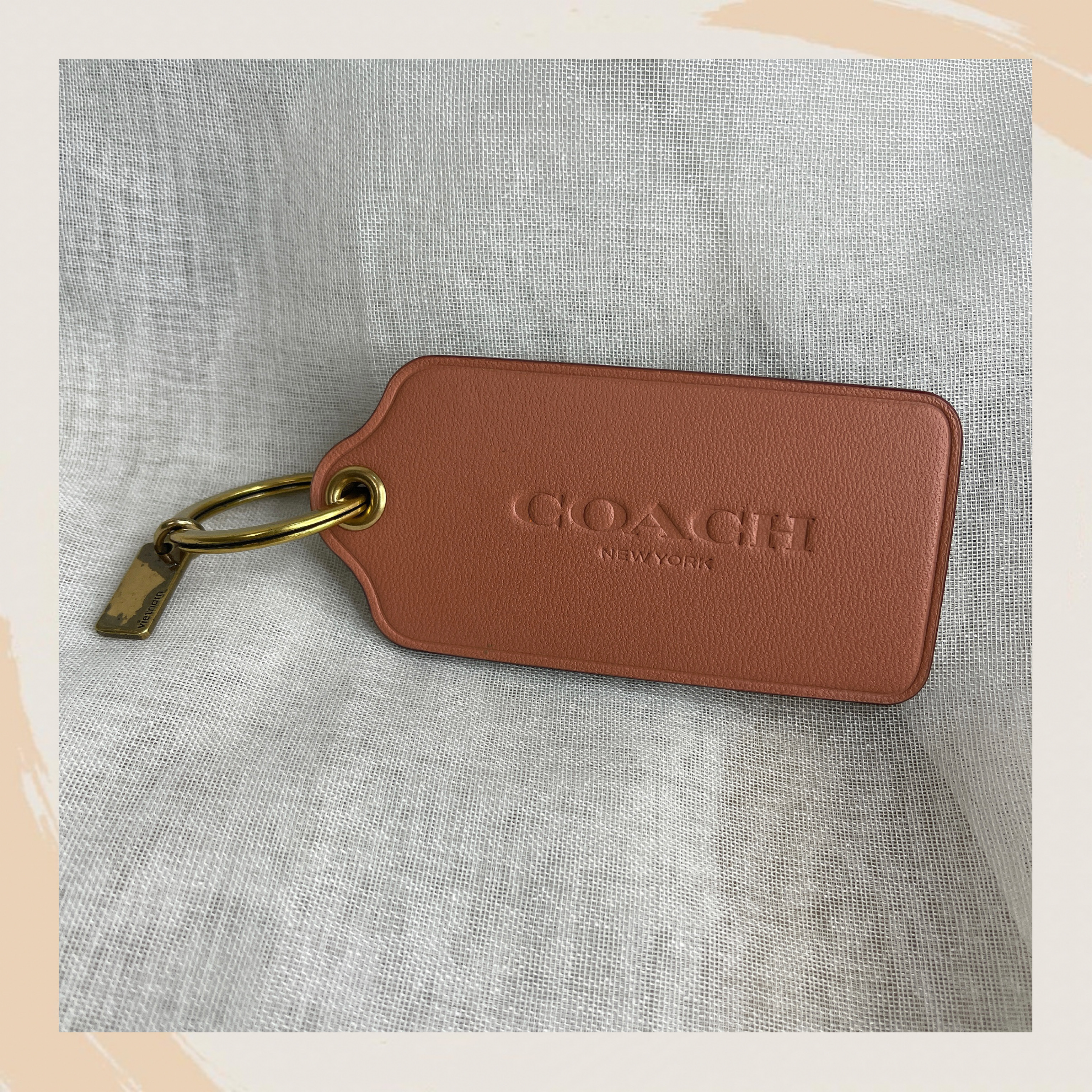 【名牌代購】COACH SGNTR PRNT KYRNG - BRASS/KH
