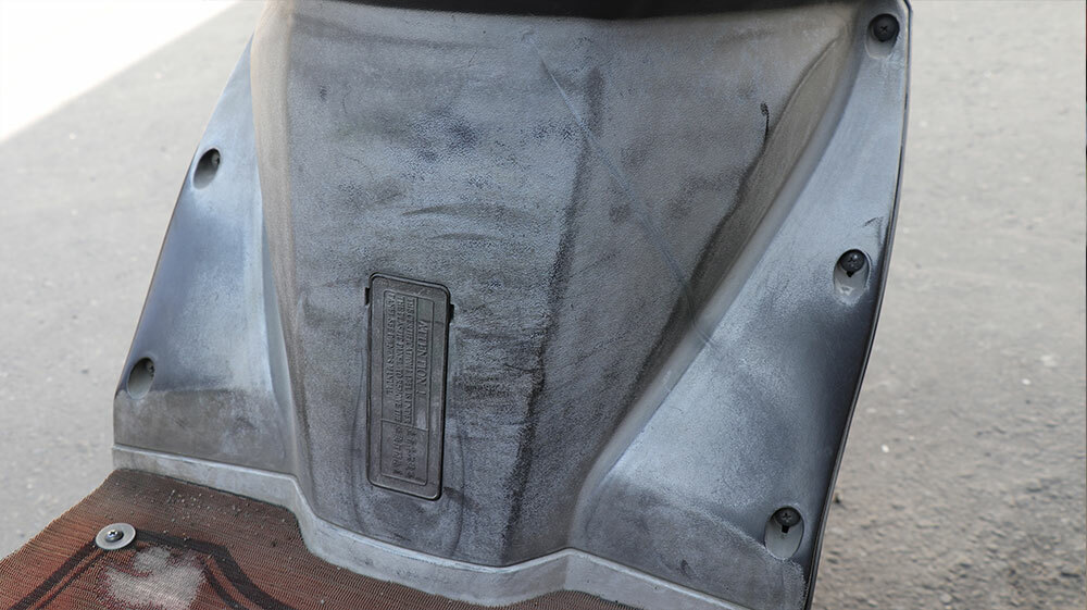 塑料嚴重白化的車身