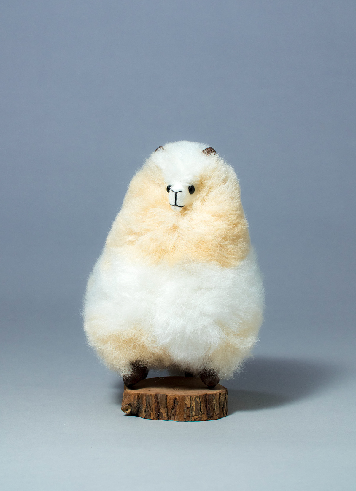 【秘魯國家館】ST.MALO 秘魯工匠手工原生羊駝毛仿真羊駝家飾娃娃15cm-2187UA-舒芙蕾