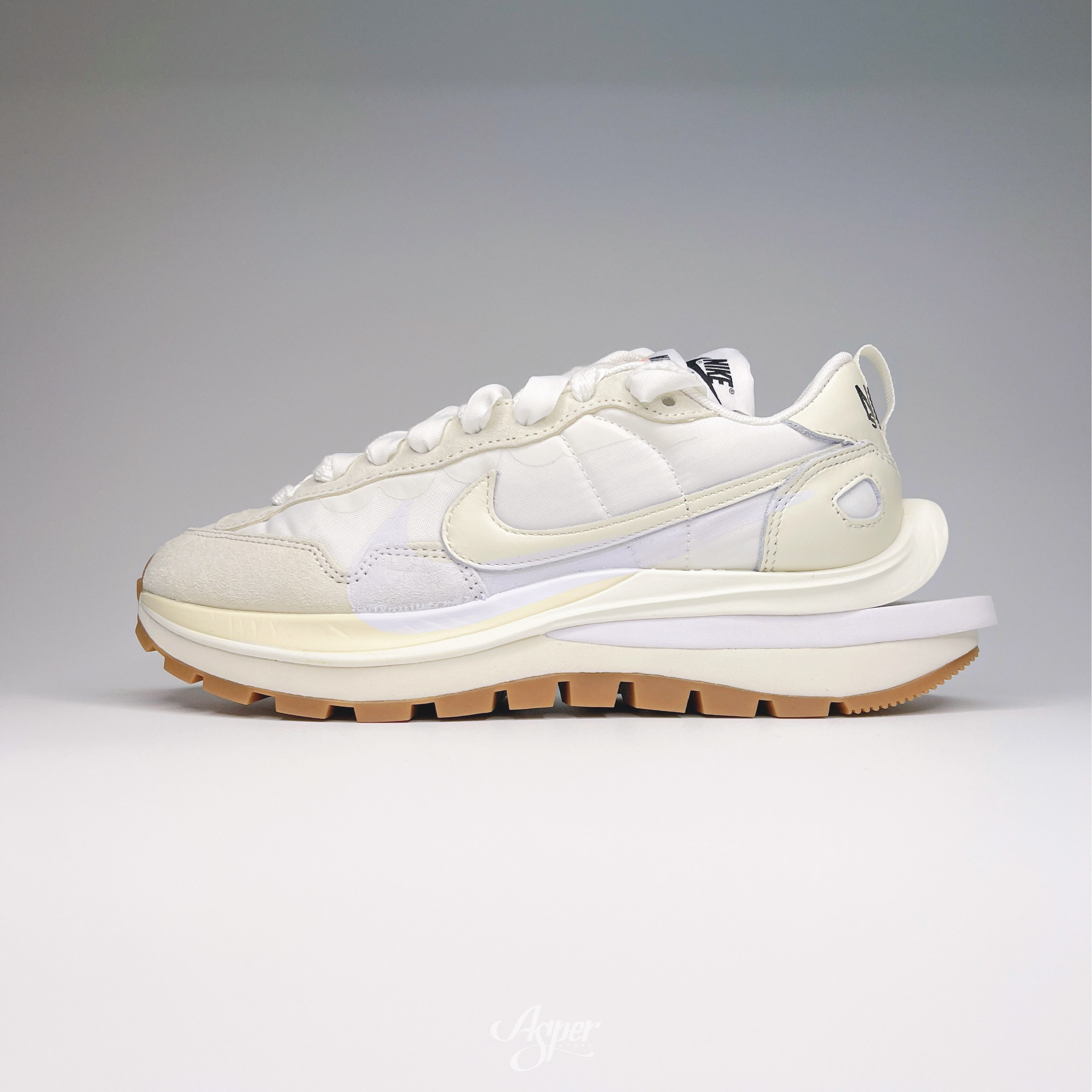 Nike x sacai VaporWaffle White/Black Gum 聯名款白色/黑色DD18