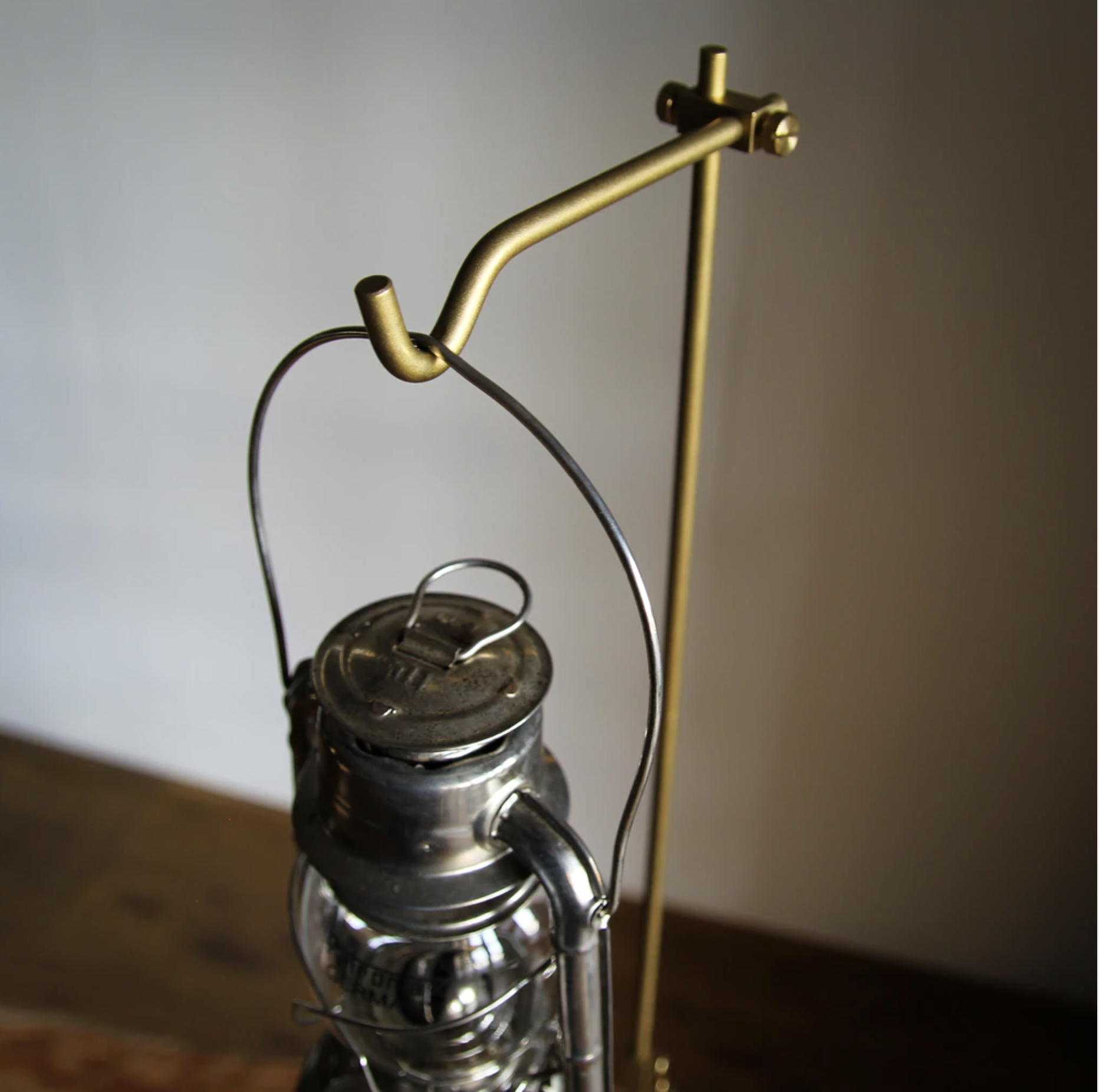日本FEDECA｜黃銅夾燈柱Bar Clamp Lantern Stand