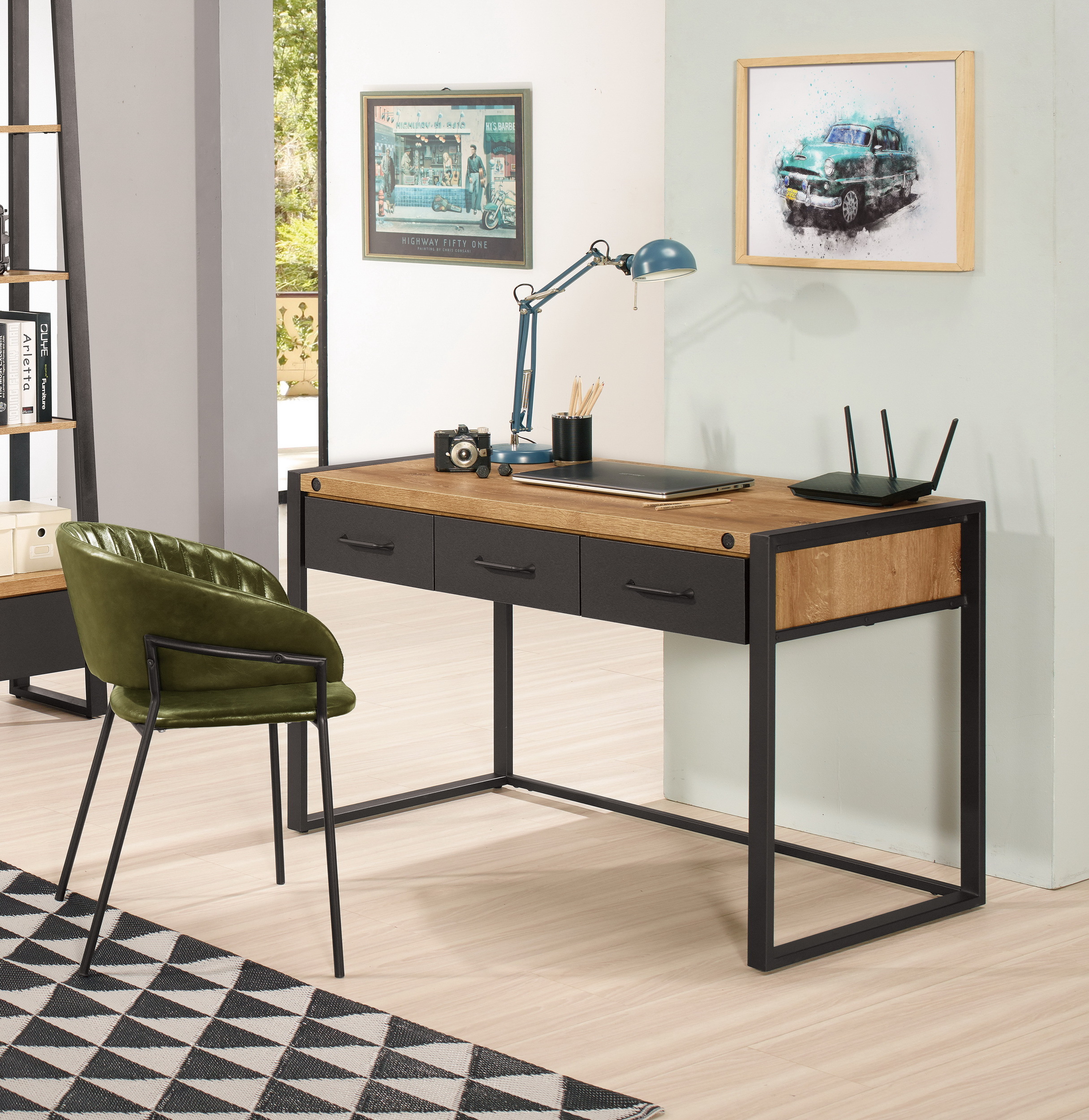 布朗克斯4尺三抽書桌