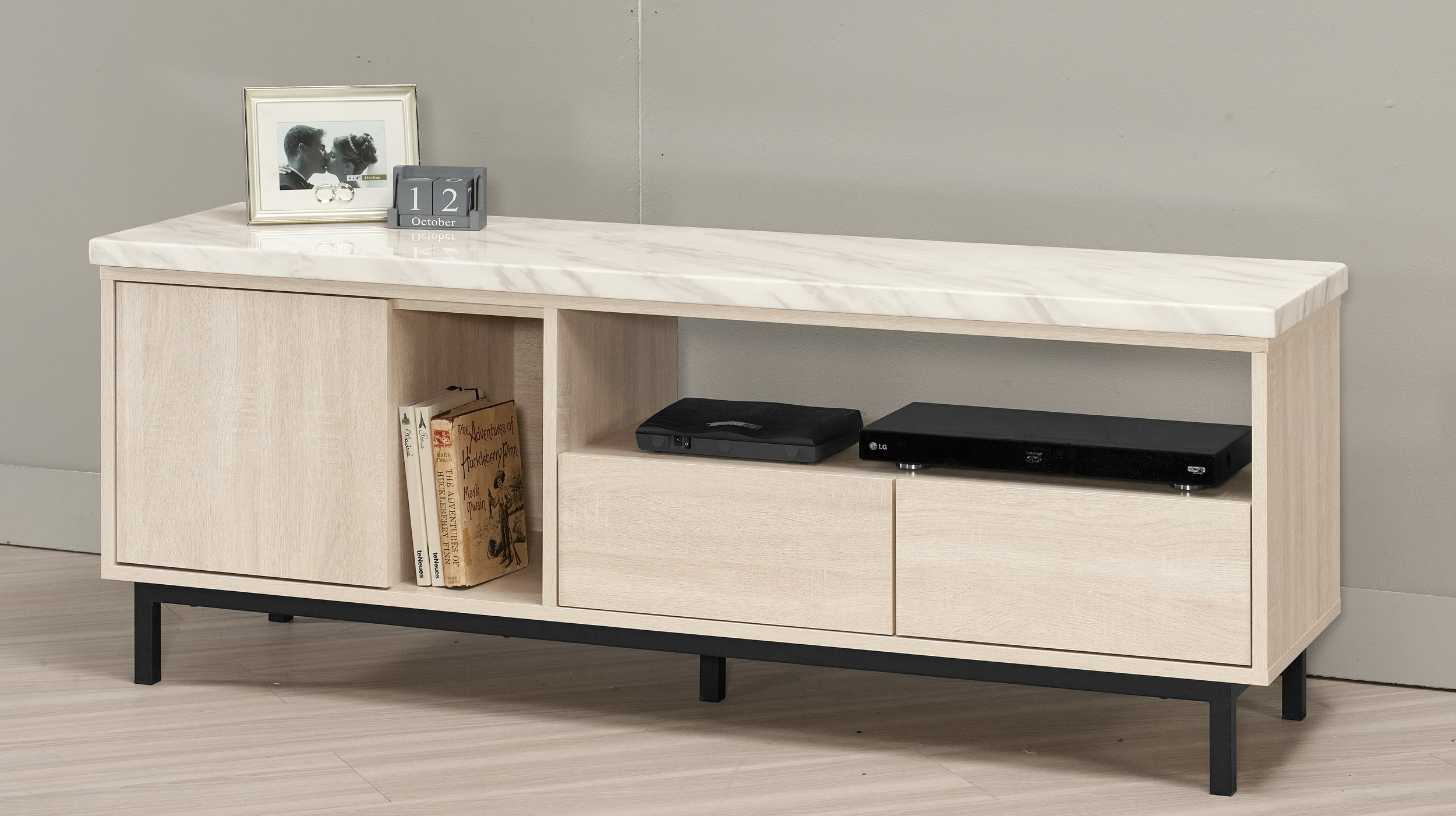 丹妮拉5尺原石長櫃