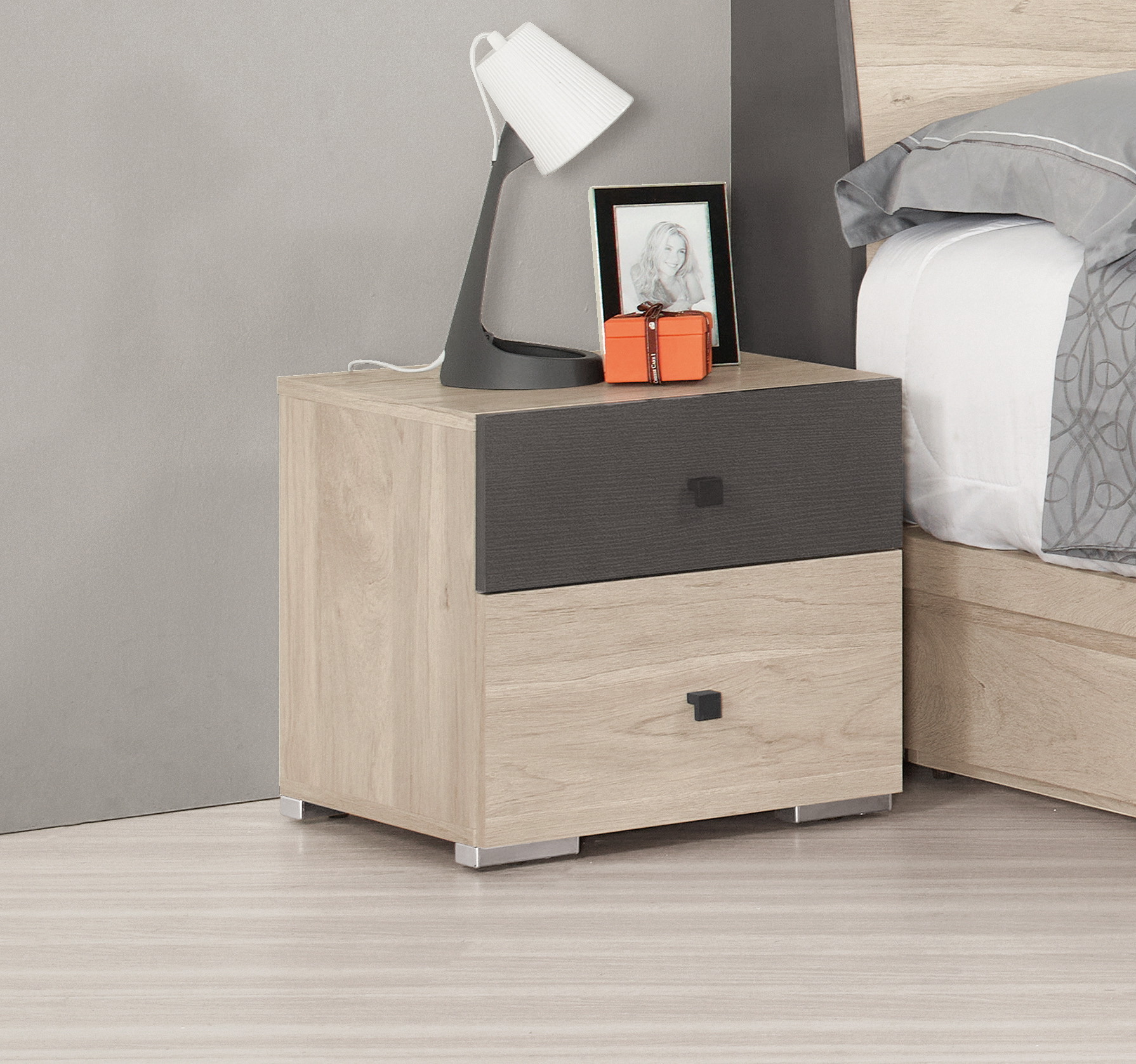 桑提尼1.5尺床頭櫃