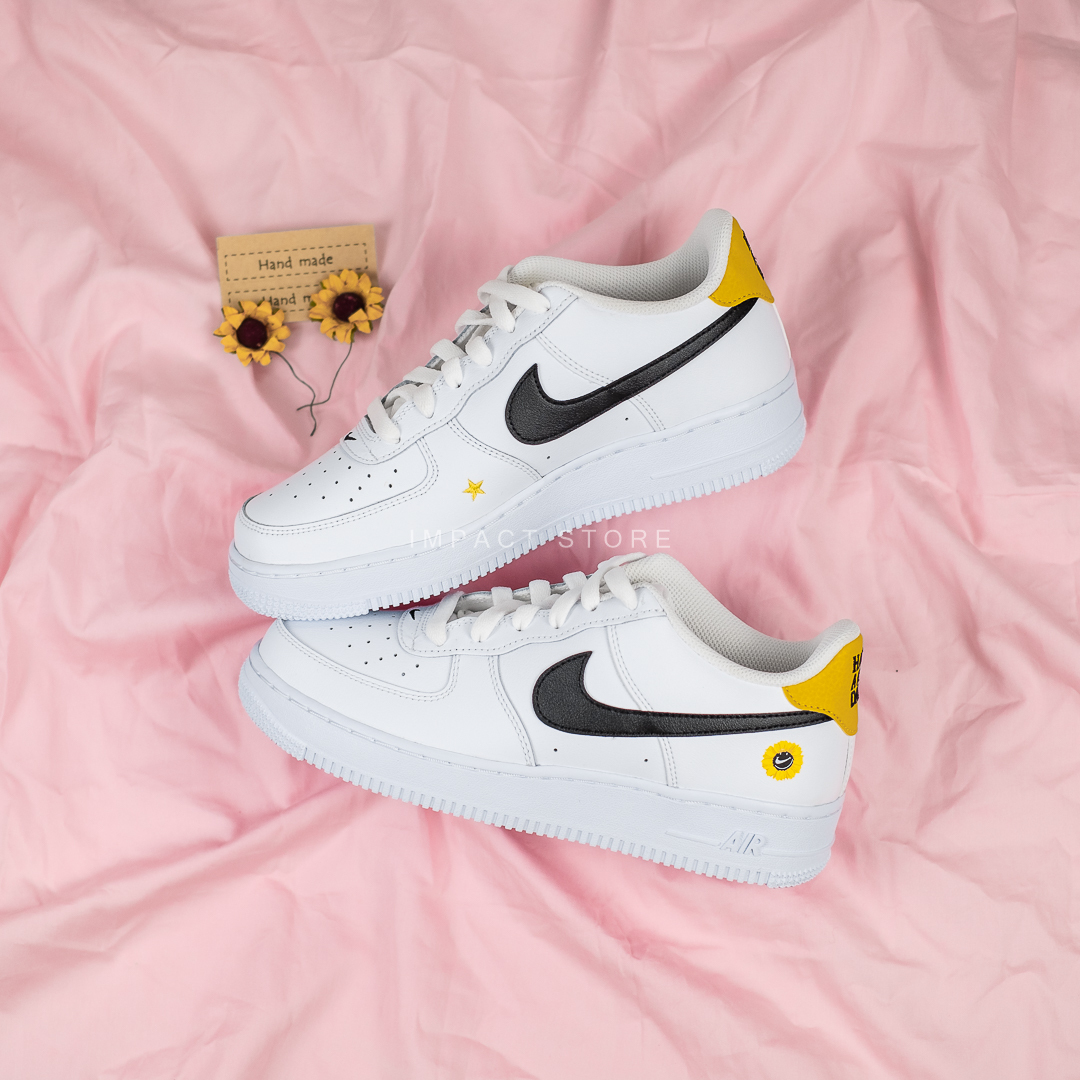 Nike Air Force 1 LV8 白黑黃 笑臉 小雛菊 DM0983-100