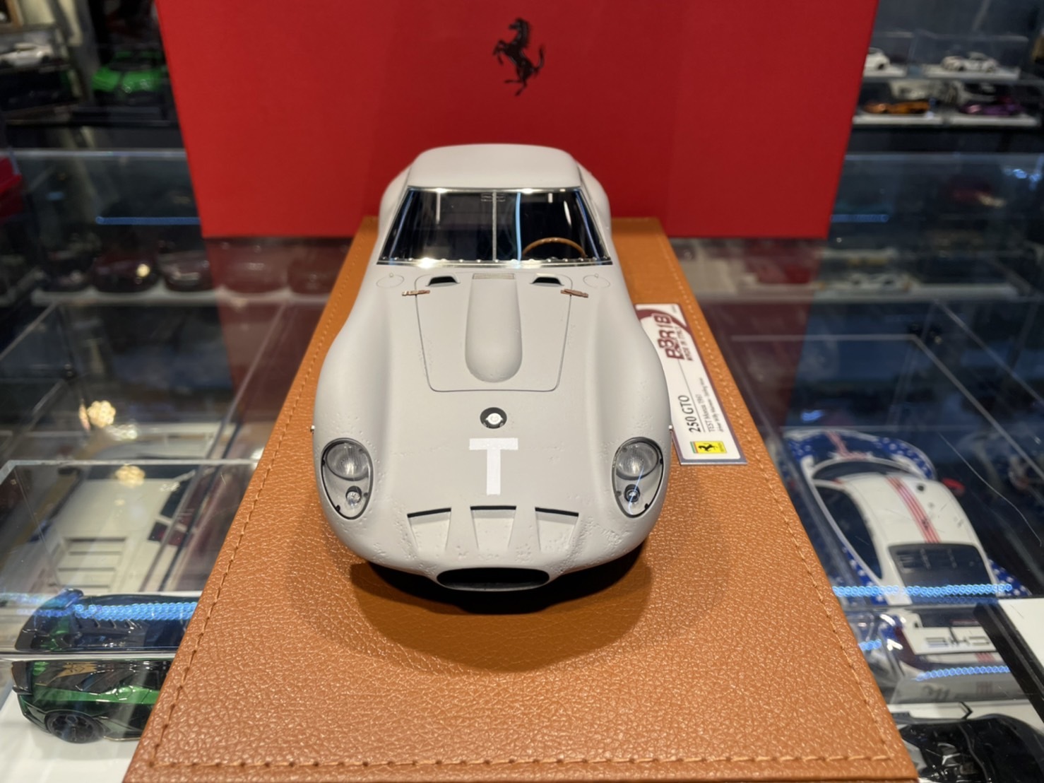 Ferrari 250 GTO Coupé 1962 Rot 1/18 BBR BBR1807A Ferrari 250 GTO Coupé 1962 Rot 1/18 BBR BBR1807A