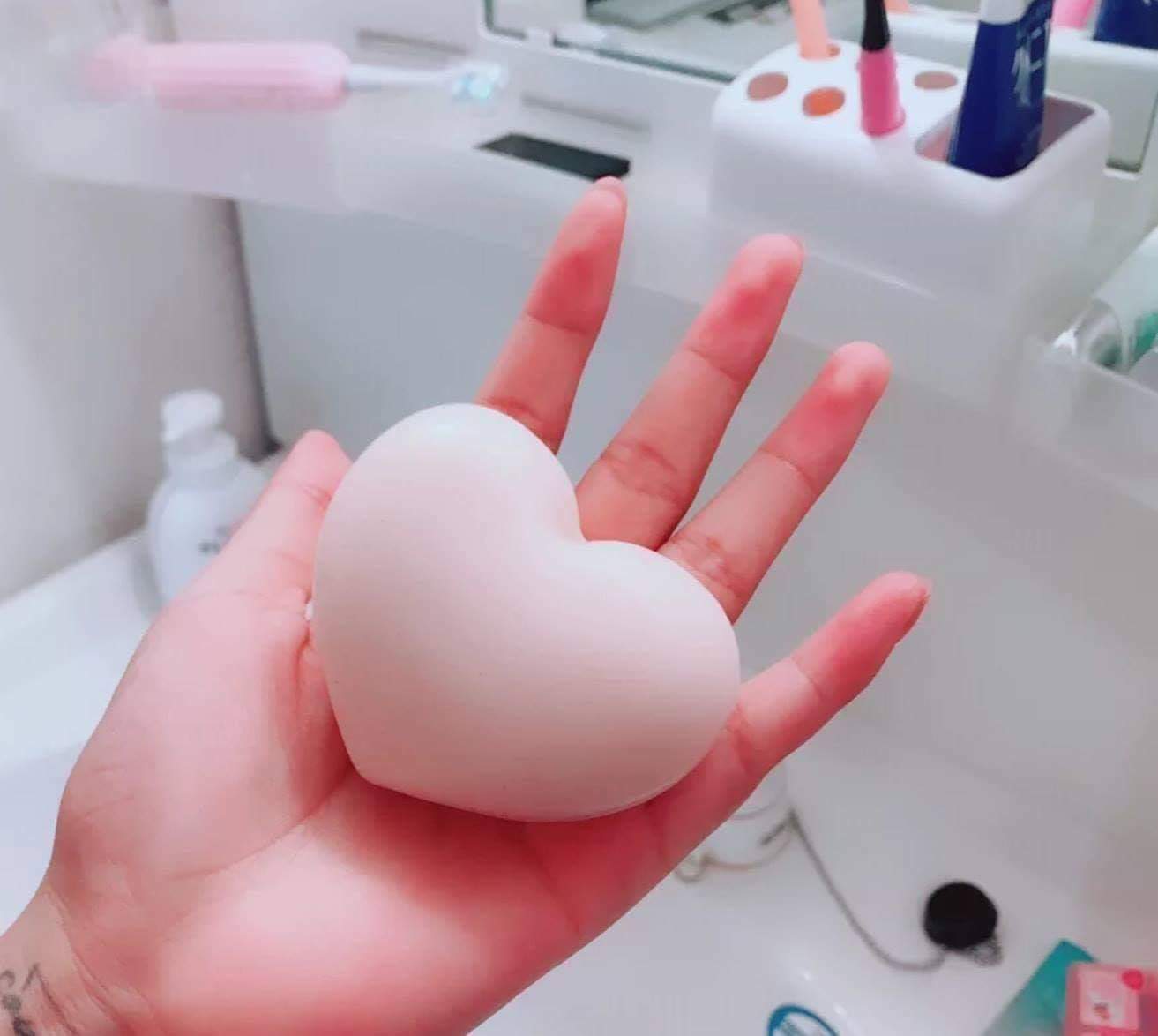 Pelican美白去角質美臀皂80g