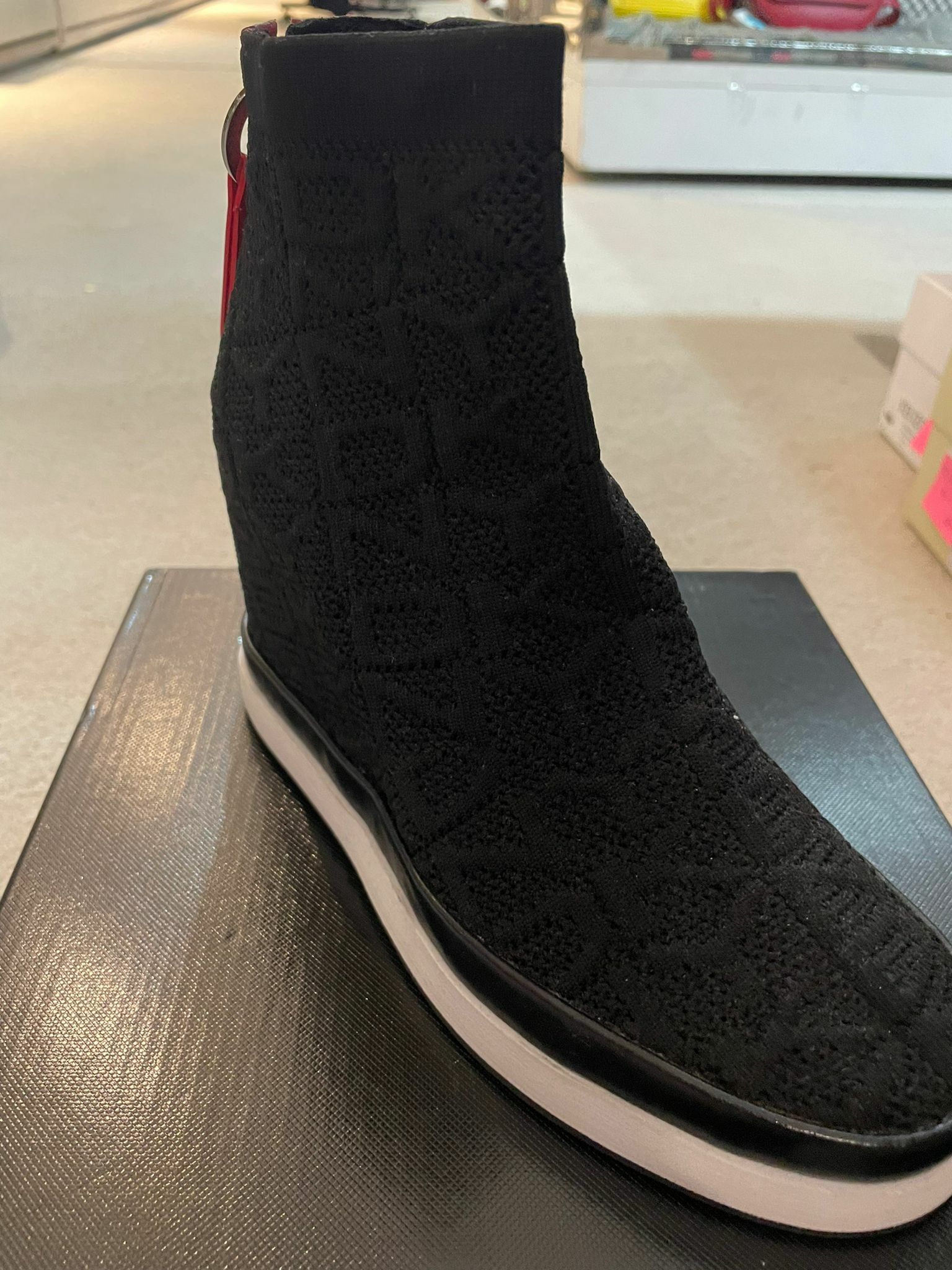 [S] DKNY SAWYER-WEDGE SNEAKER, BLACK/WHITE, K2006856-BLK/WHT (SD97) [FINAL SALES]