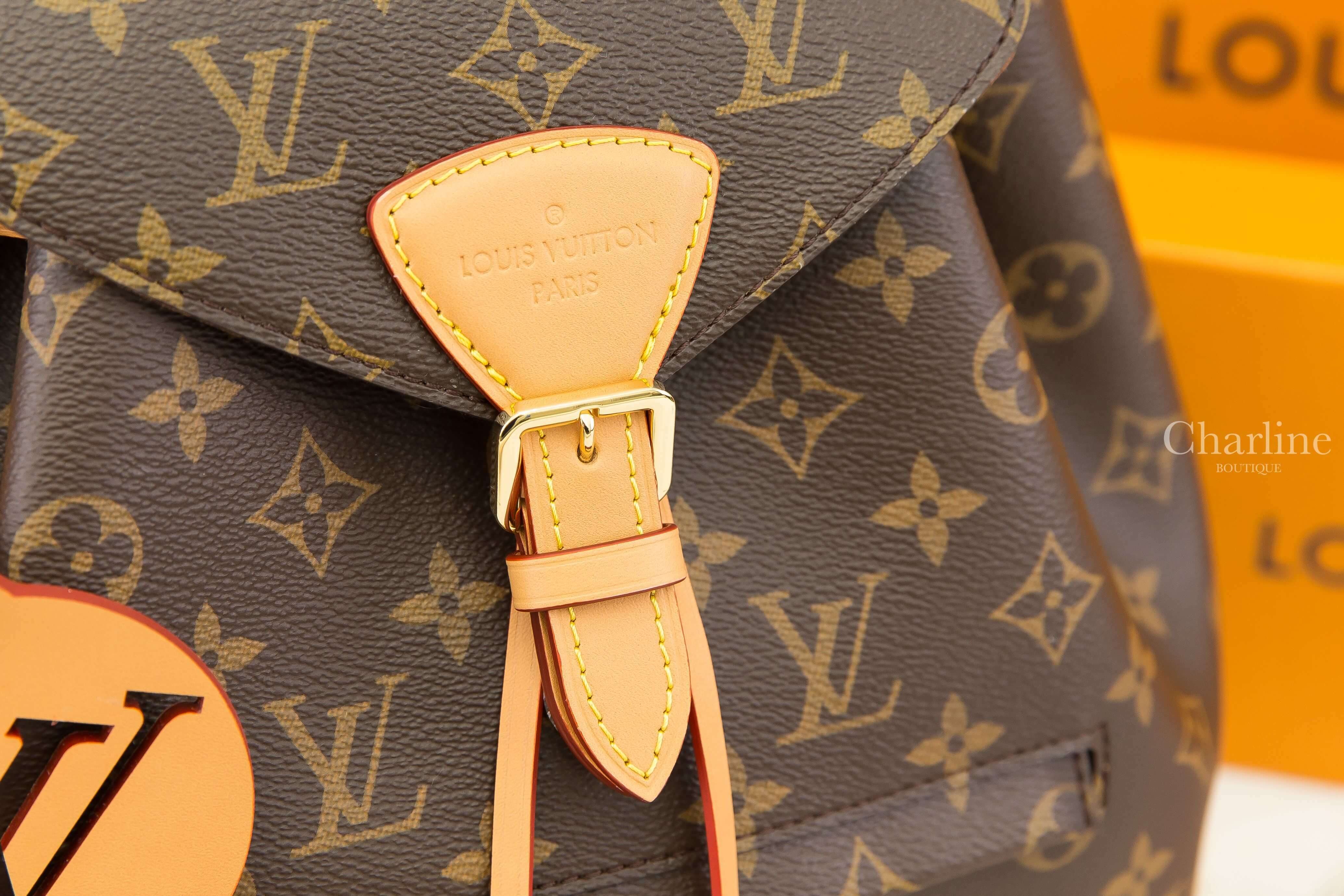 Louis Vuitton Montsouris PM 咖啡色老花帆布圓形簍空掛飾小型手提後背包