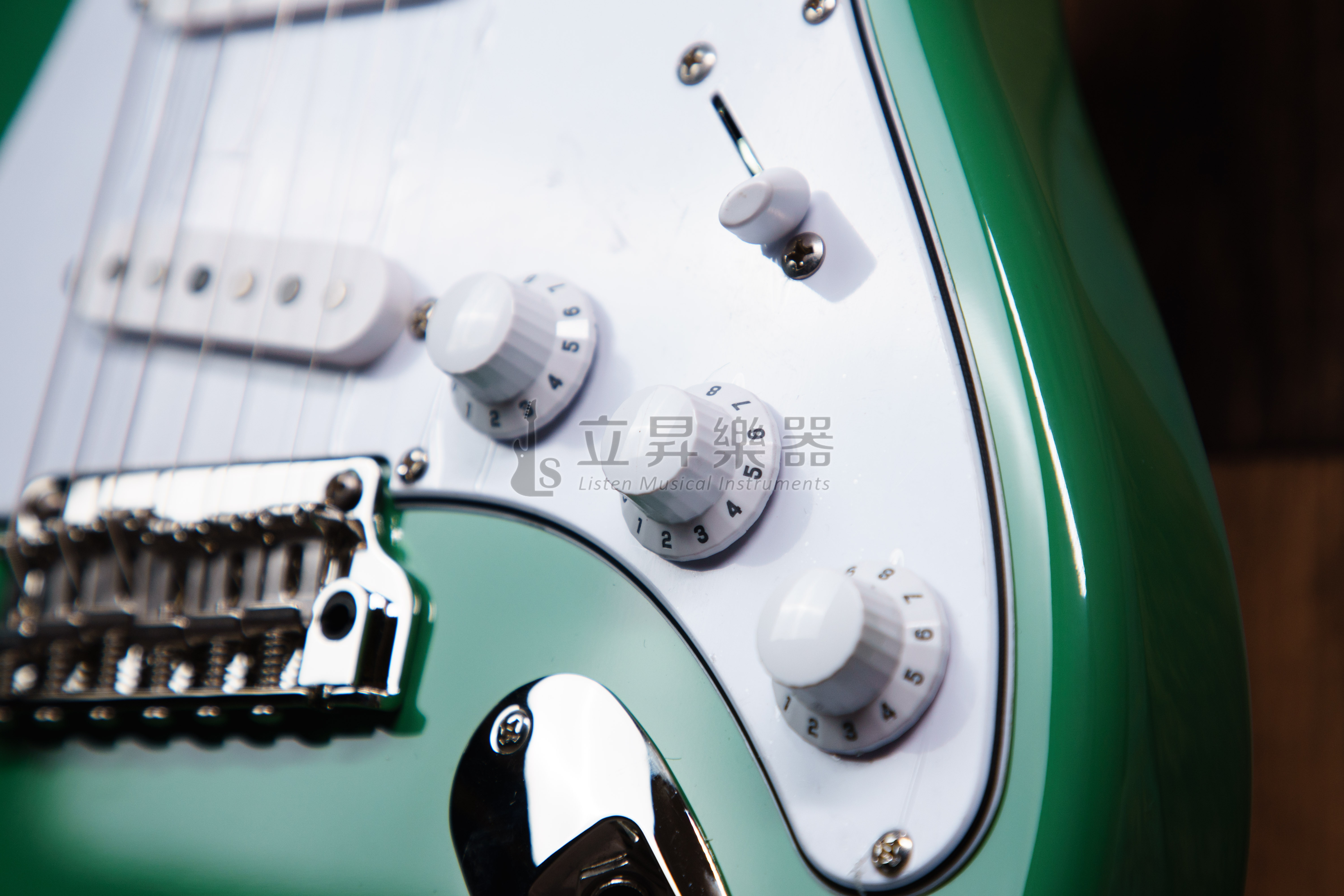 🔊限量贈送❗❗NUX 🔊限量贈送❗❗NUX MG300 綜合效果器❗❗ PRS SE Silver Sky John Mayer 代言琴 電吉他 附原廠琴袋 第 5 張圖片｜三峽吉他 / Bass